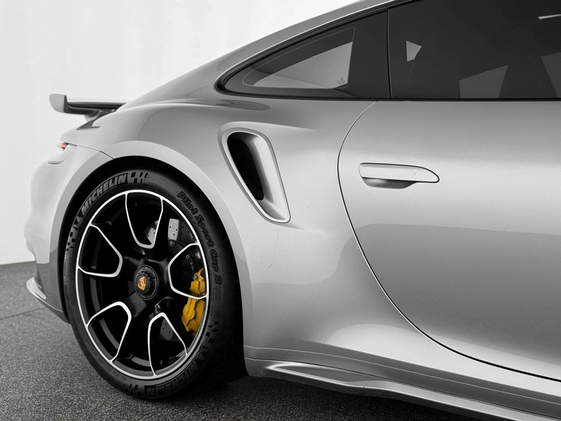 mph044_3714202268_cd4c5b210787b92b4c98b9dc85382944_198adff796