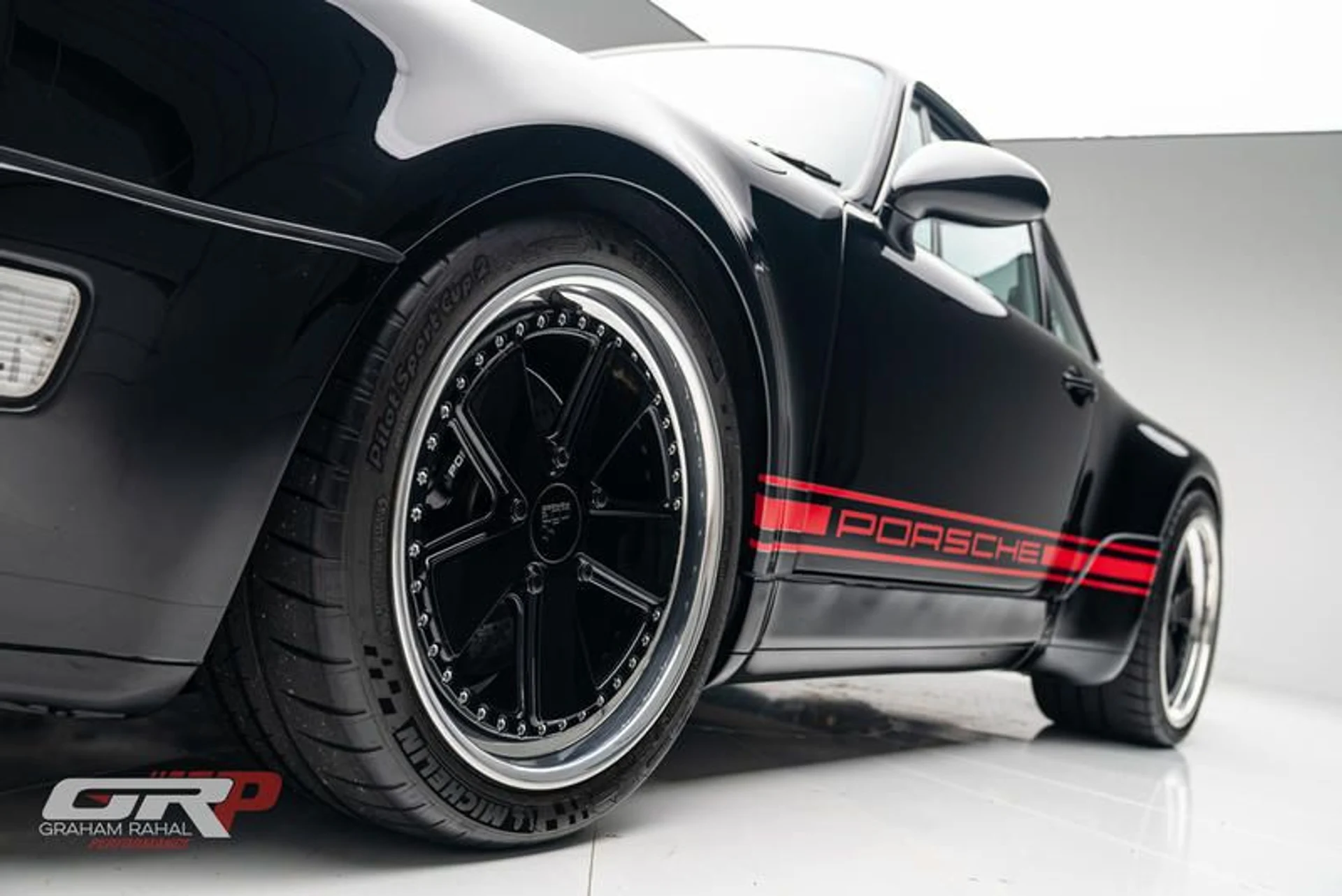 mph044_372659358_9_FFA_8_BF_4_B1_CE_4_CD_2_9234_1_FD_0_B2355845_7fcb92fab6