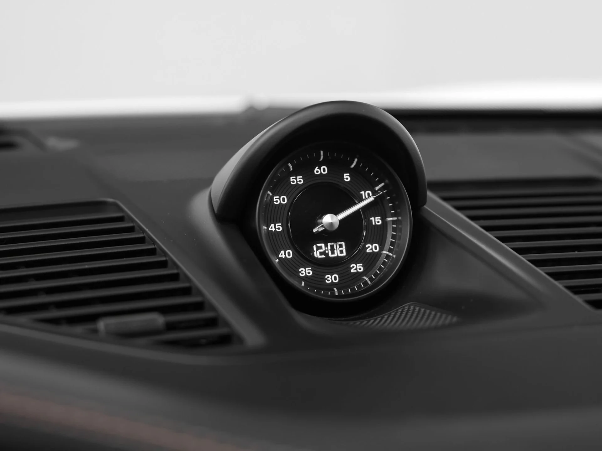 mph044_3735398482_45_67ad7055ed