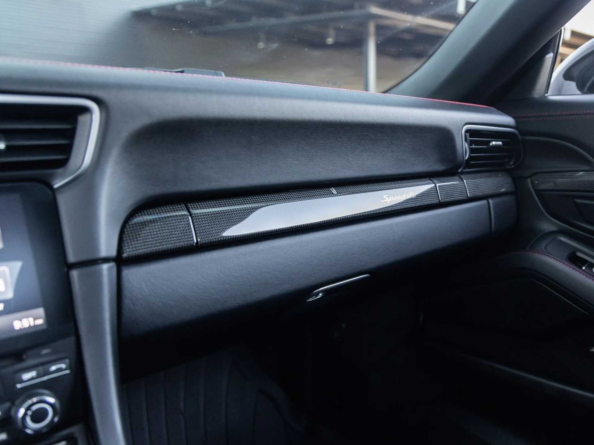 mph044_3738774992_45_2596d7fa5b