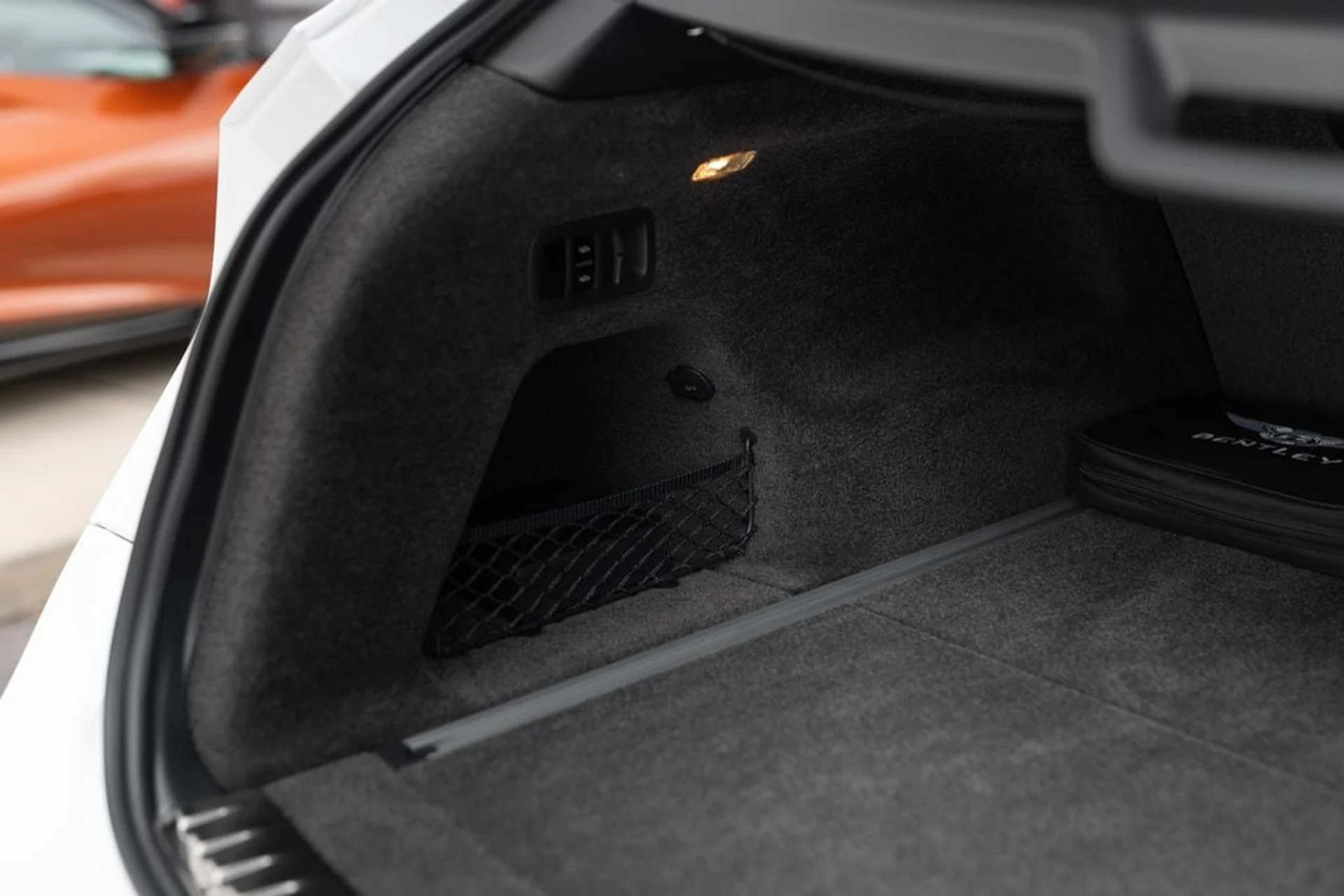 mph044_3752148266_6764909beaf7e12fa70413685a39a5dbx_fe84654f84