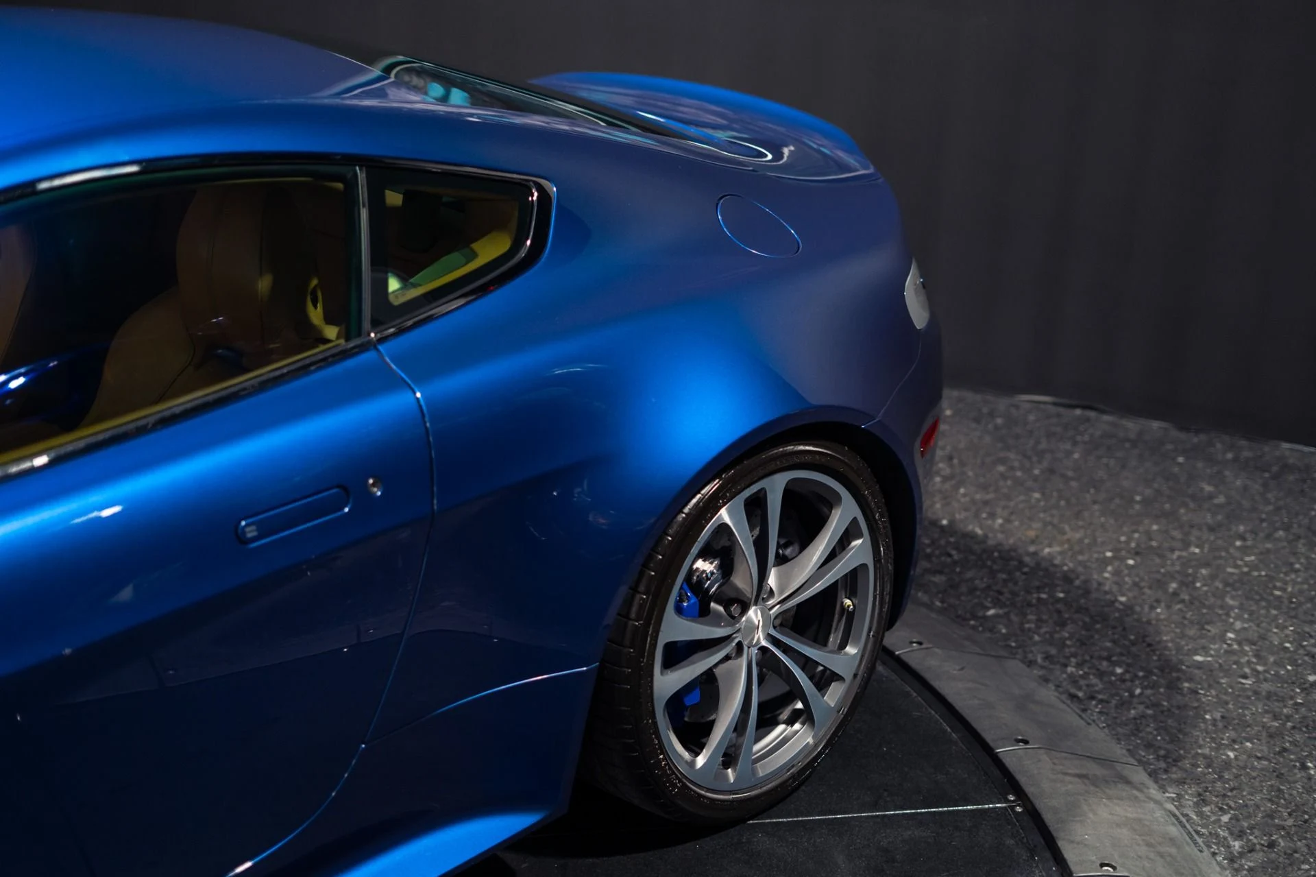 mph044_3761234394_Used_2011_Aston_Martin_V12_Vantage_Manual_Transmission_Aviemore_Blue_1785170153_744fd22157