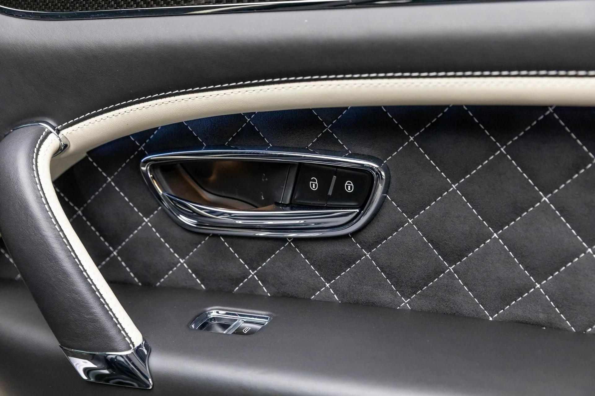 mph044_3779423932_45_04ef88e7a2