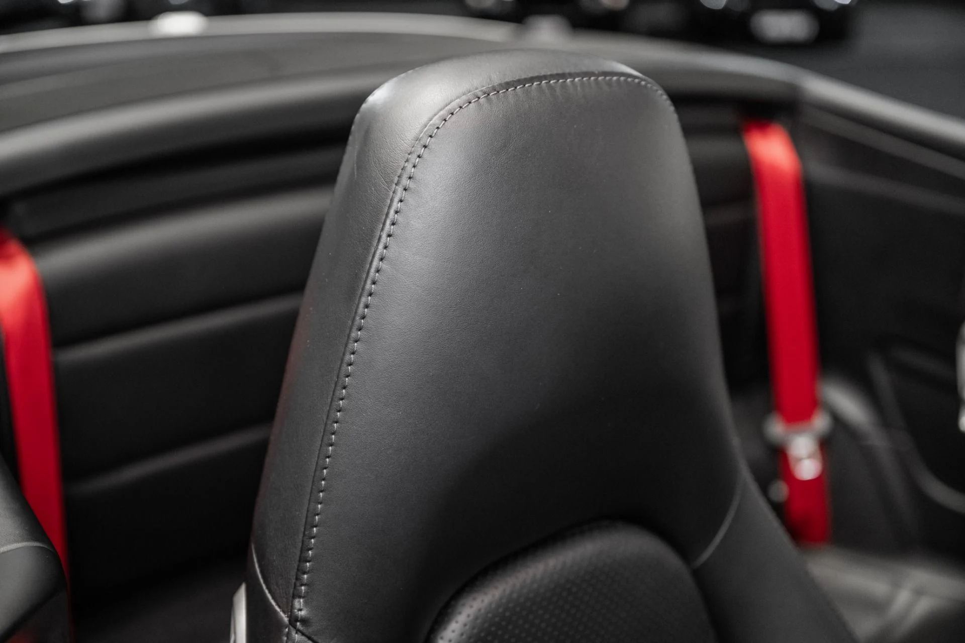 mph044_3786853575_Used_2016_Porsche_911_Carrera_GTS_1766505219_da5b11cd18