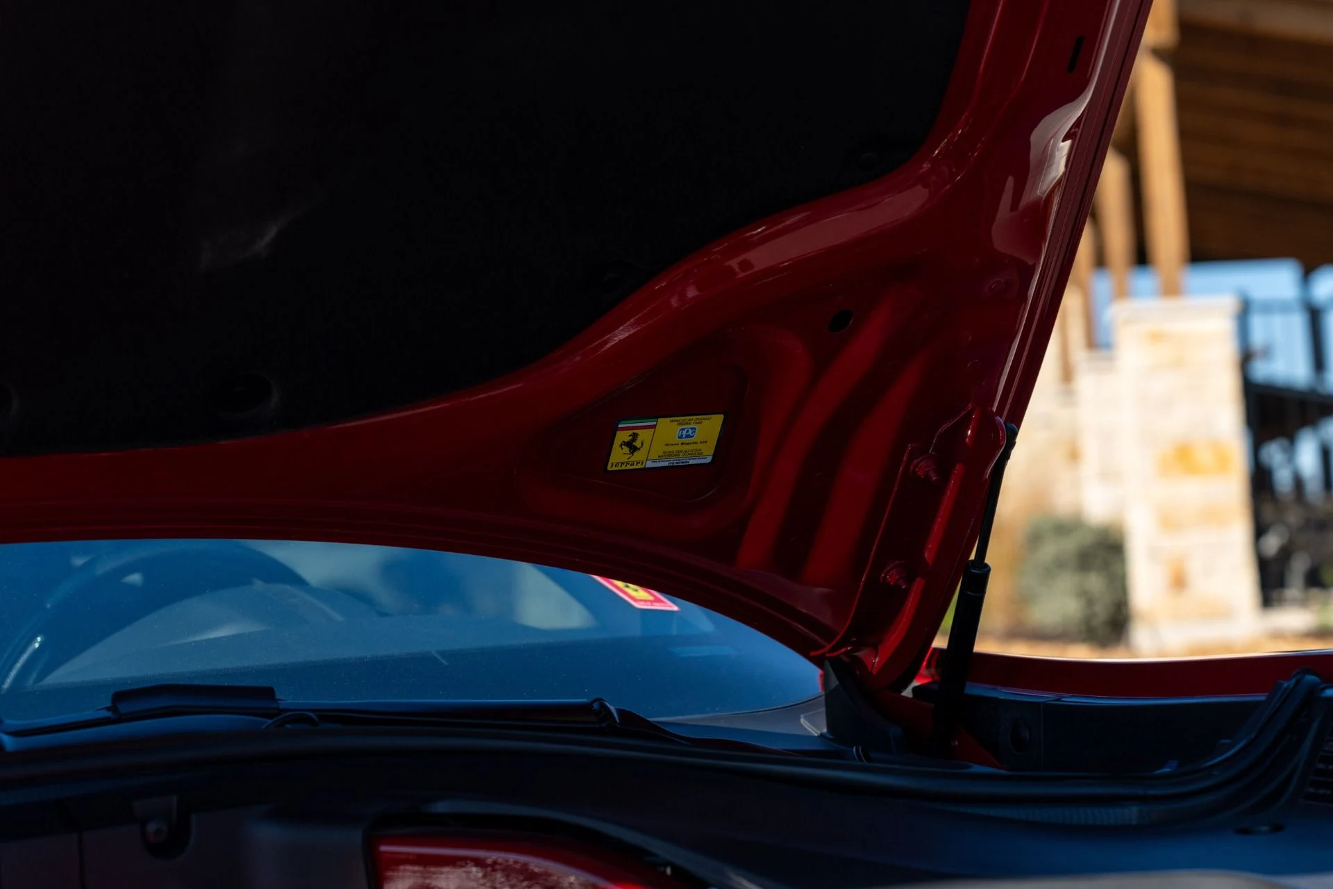 mph044_3813153545_Used_2022_Ferrari_Roma_1780679445_f2b1071fd5