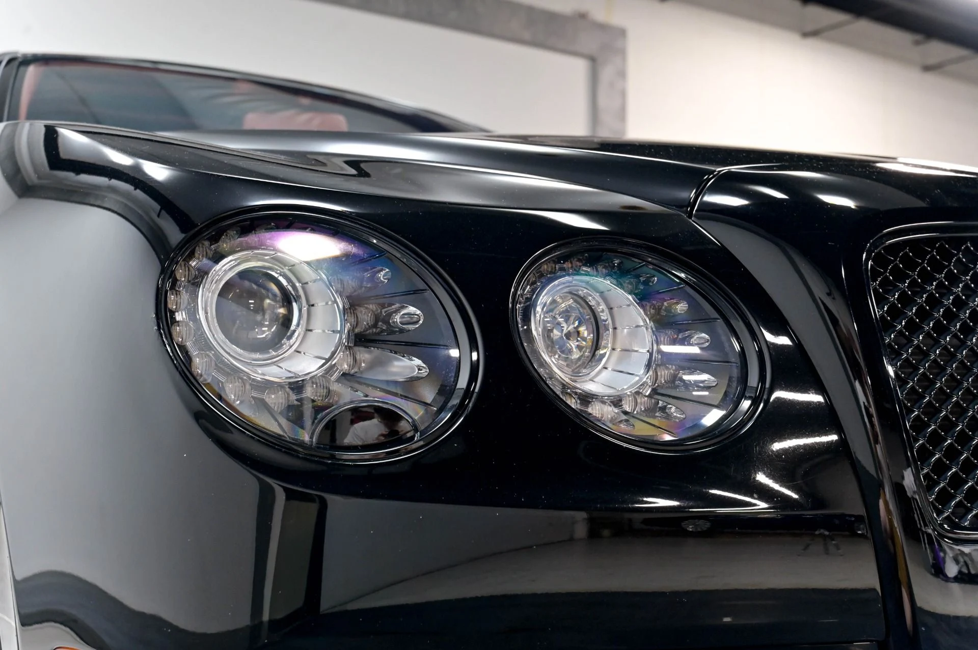 mph044_3824050815_Used_2017_Bentley_Flying_Spur_W12_S_1782583031_5e02be84f8