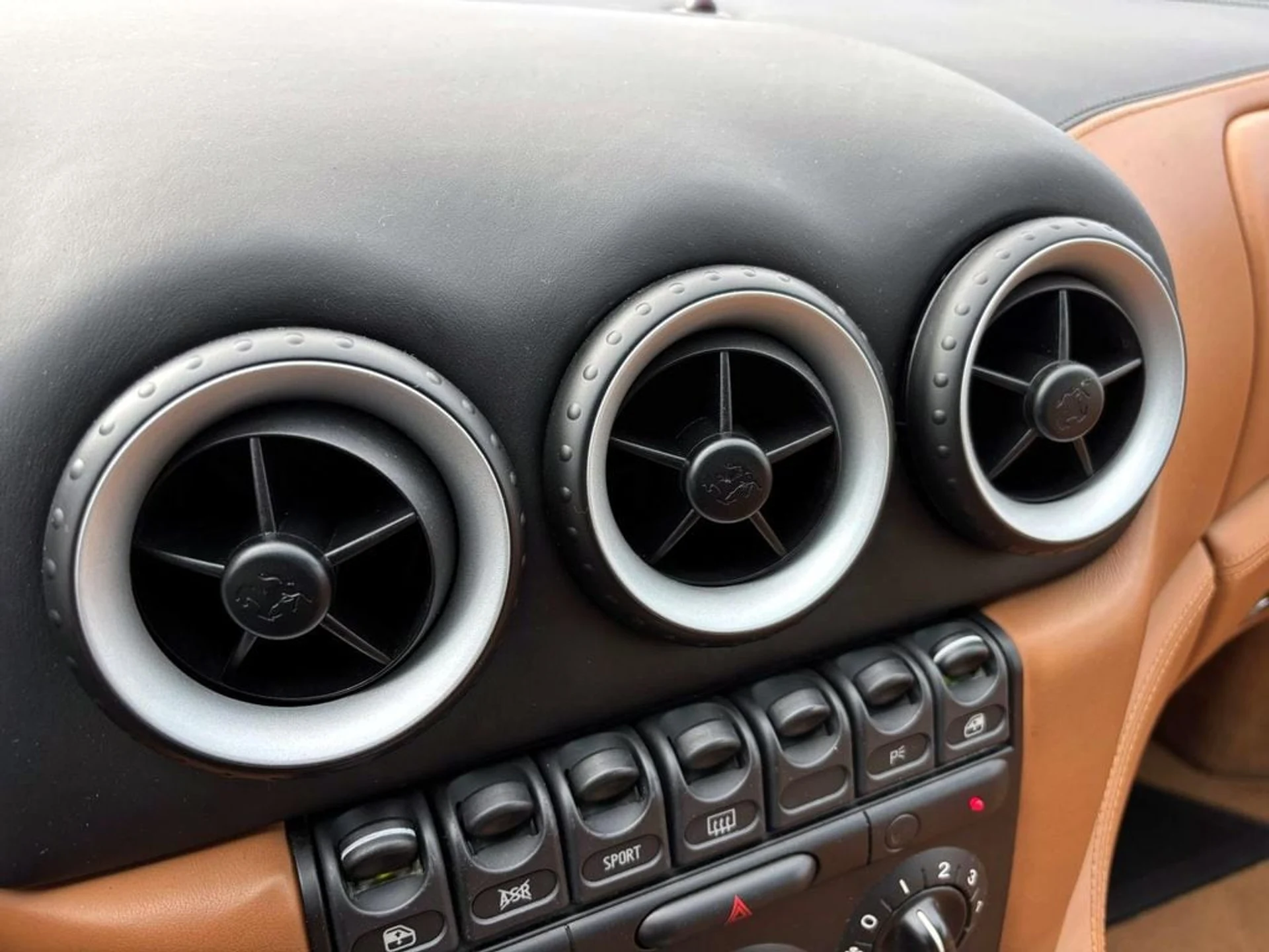 mph044_3876850681_b06b43f40bed15ceb6d7f1845296cc5ax_770a75a383