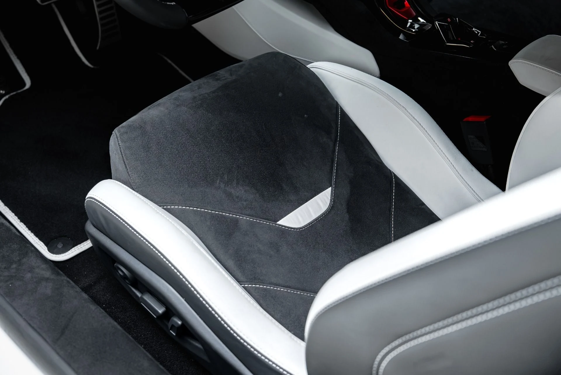 mph044_3882281199_Used_2023_Lamborghini_Huracan_Tecnica_1787597777_7090801bac