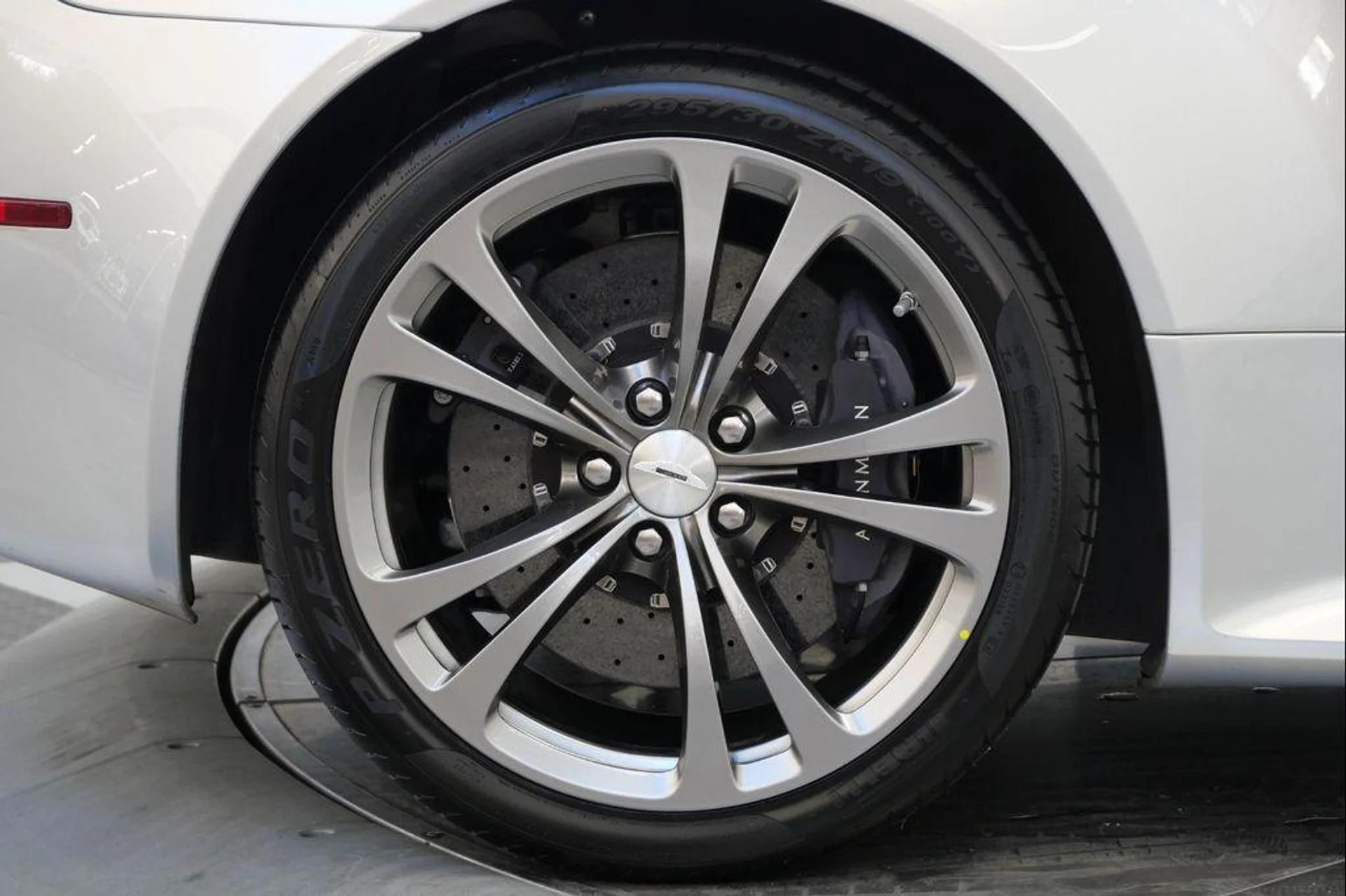 mph044_3888290181_r_HPJ_Cn_Z_Bhd_X6bx_I6_J_Ceqo_DG_5cy_I_6f05120ec9