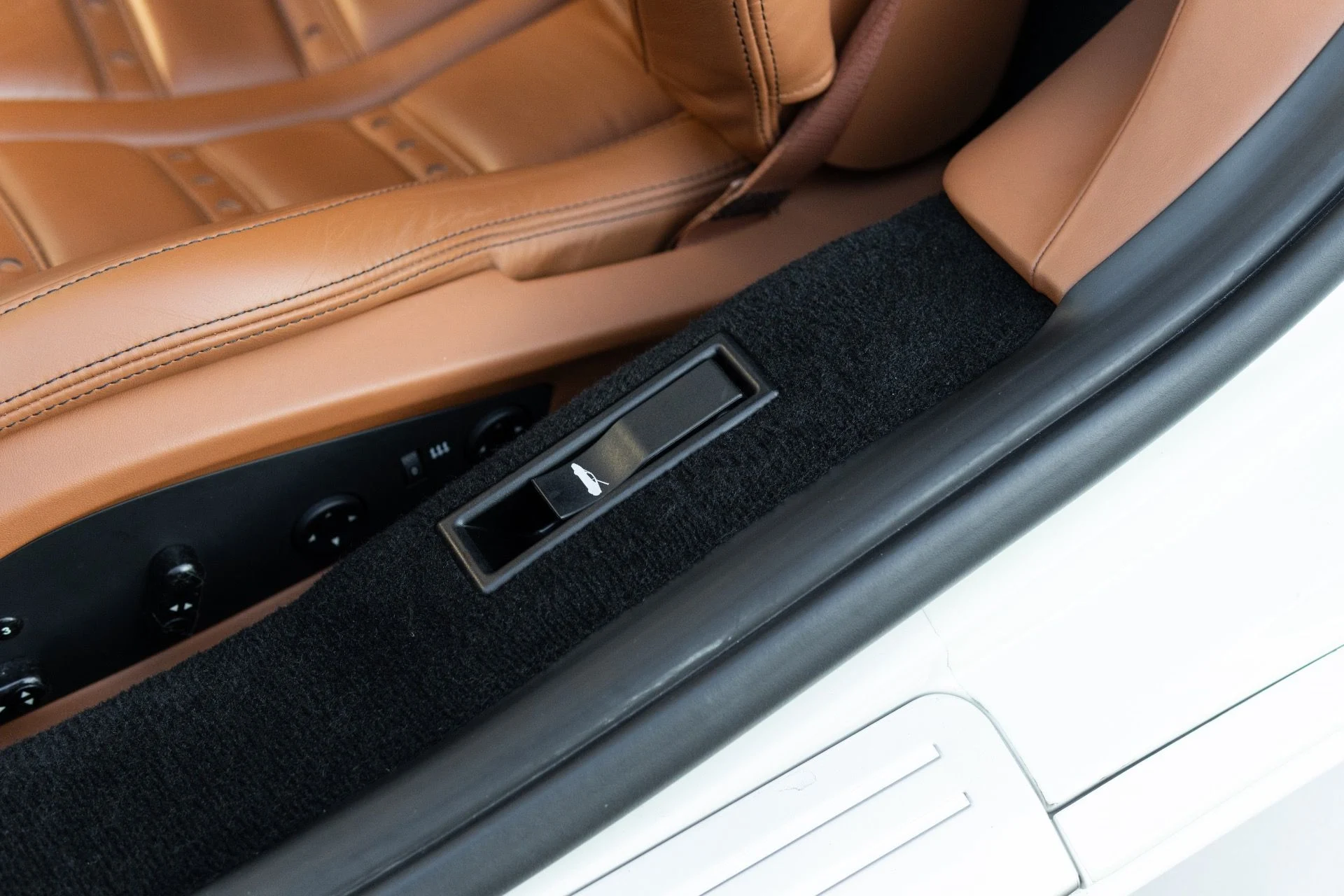 mph044_3895472763_Used_2011_Ferrari_458_Italia_1767072151_ef8b244319