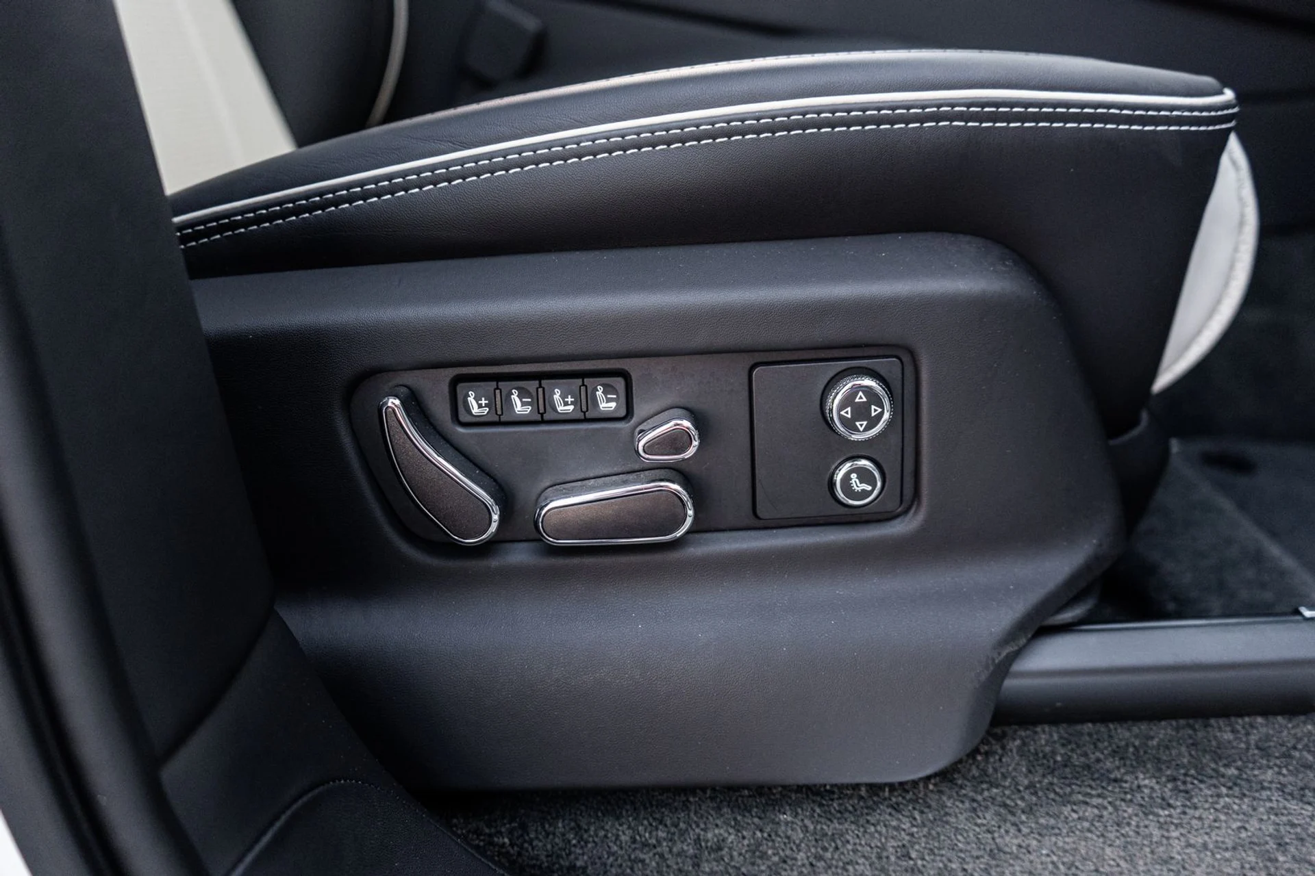 mph044_3898740210_5164c983_7abb_4792_81c9_a9ef3a2df3db_ea1e2e4460