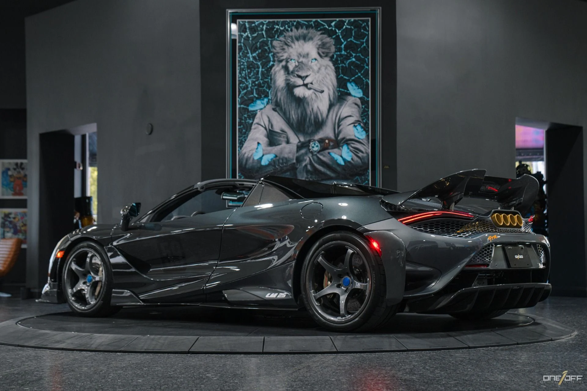 mph044_3901983243_Used_2022_Mc_Laren_765_LT_Spider_GTR_LM_25_Lanzante_1_of_1_800000_MSRP_CPO_Warranty_1761344316_2c8c4026b9