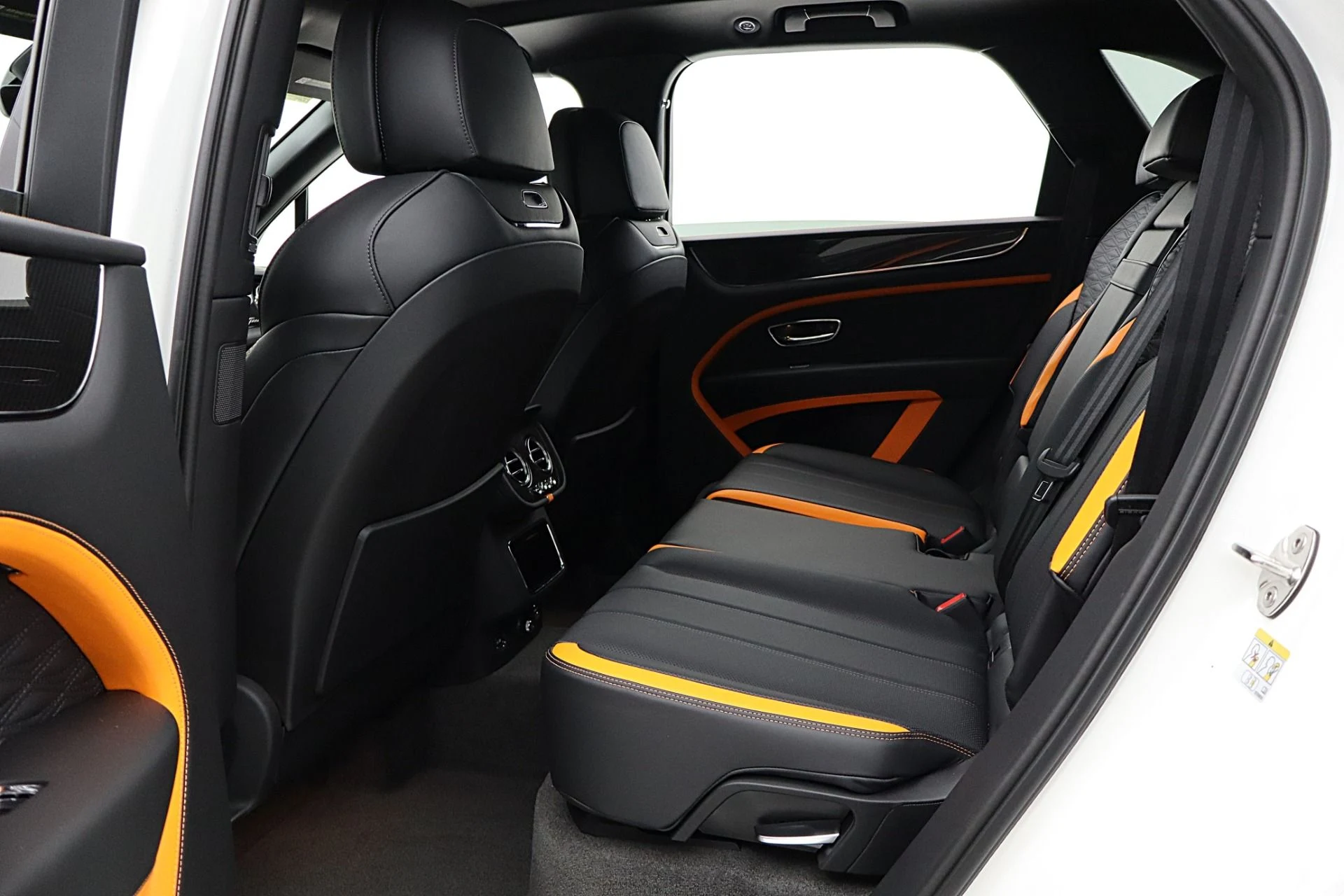 mph044_3910507451_New_2026_Bentley_Bentayga_Speed_807ba114ef
