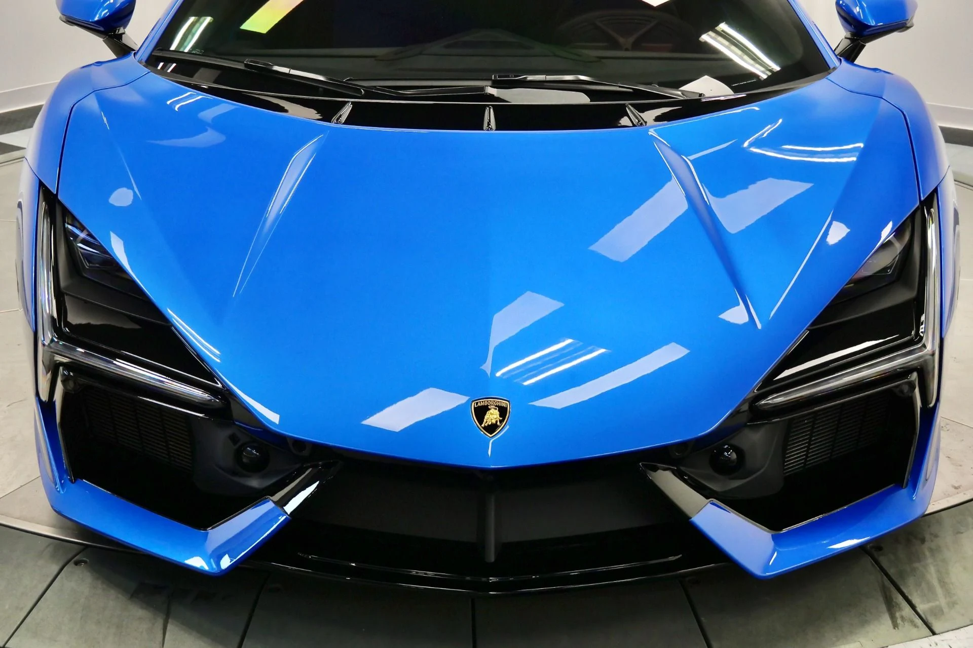 mph044_3913828027_Used_2024_Lamborghini_Revuelto_974_Miles_710_K_MSRP_SPORTIVA_Corsa_Tex_Interior_1767024666_91f9b65dbf