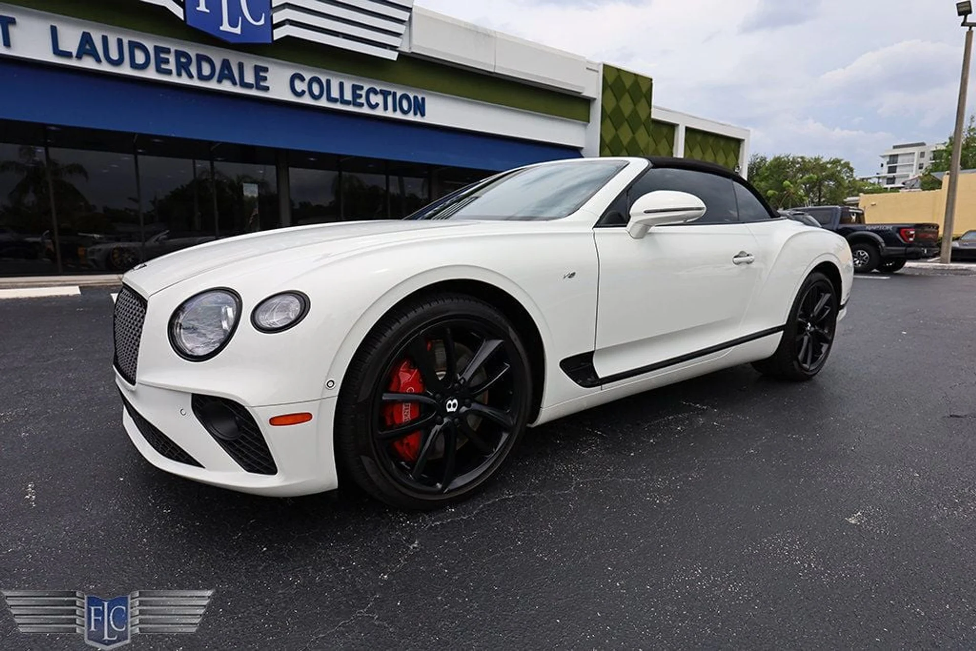 mph044_3914572210_used_2022_bentley_continental_gtcv8mullinerconvertible_6305_22861831_45_1024_af7fe238c7