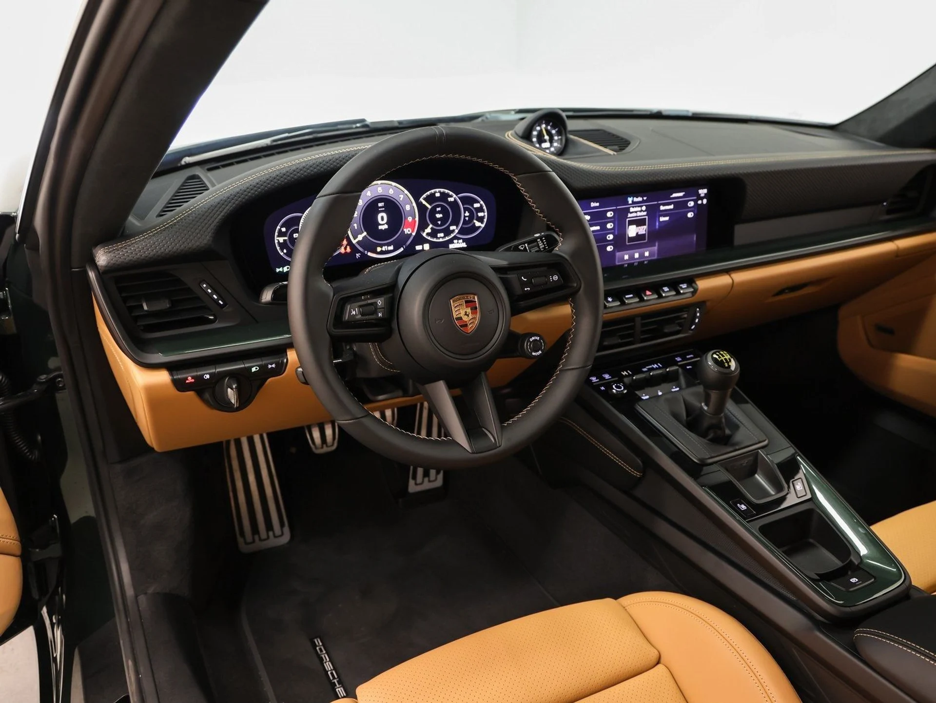 mph044_3918778302_45_1920463bca