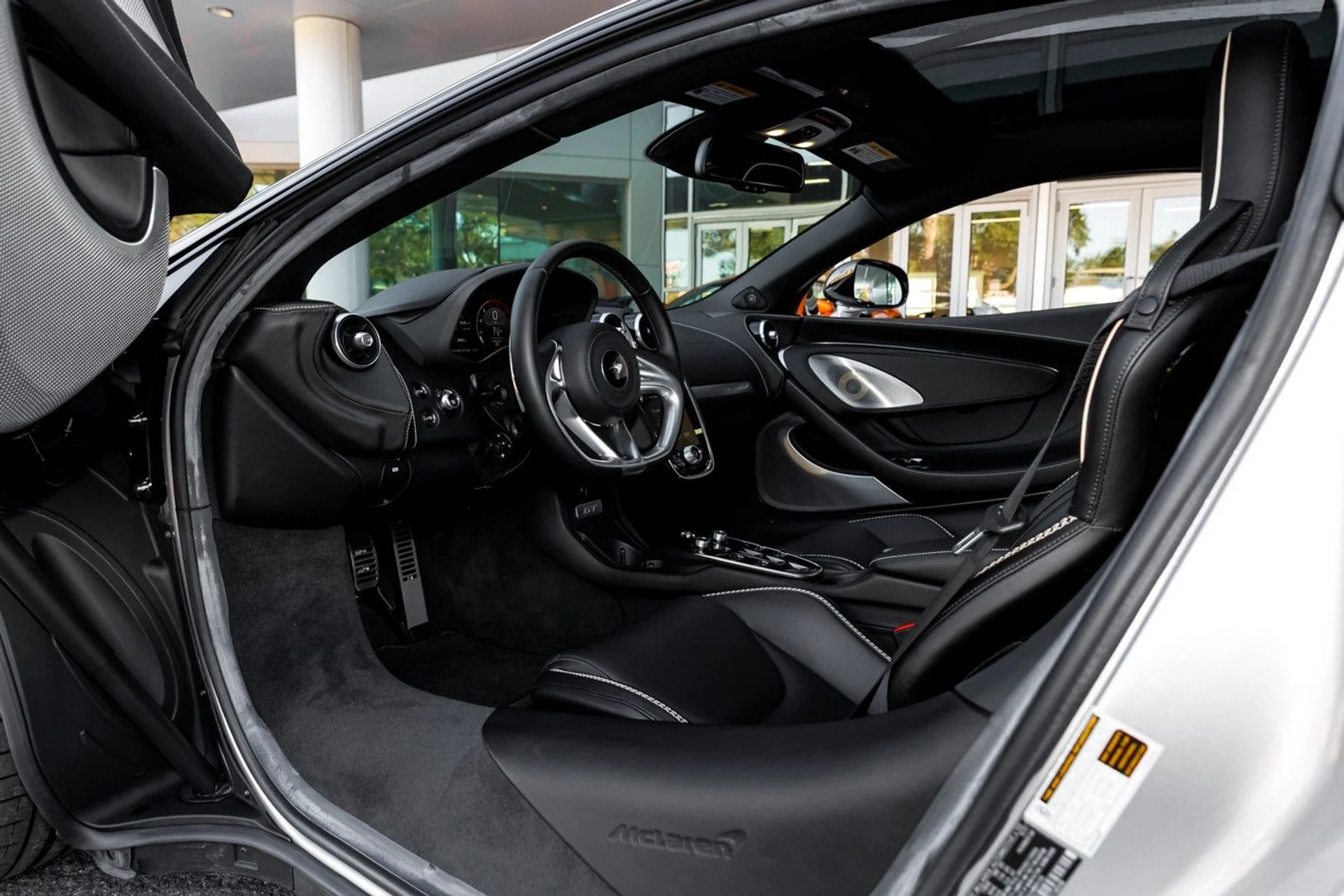 mph044_3937867746_137_p45_l_ba55233479