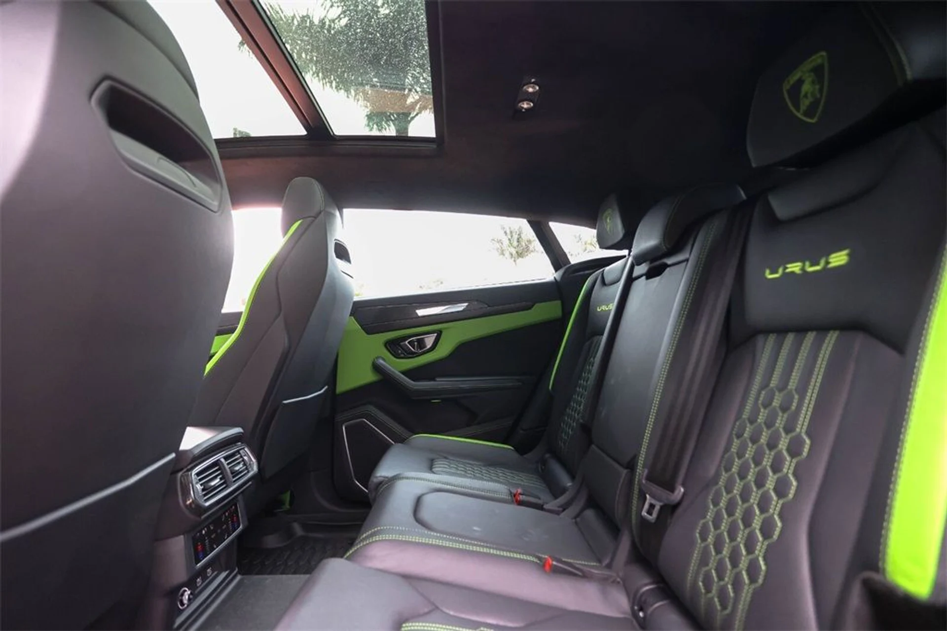 mph044_3946825199_513b973af9223e08ea88a500e145c0bc_fbaefbb457