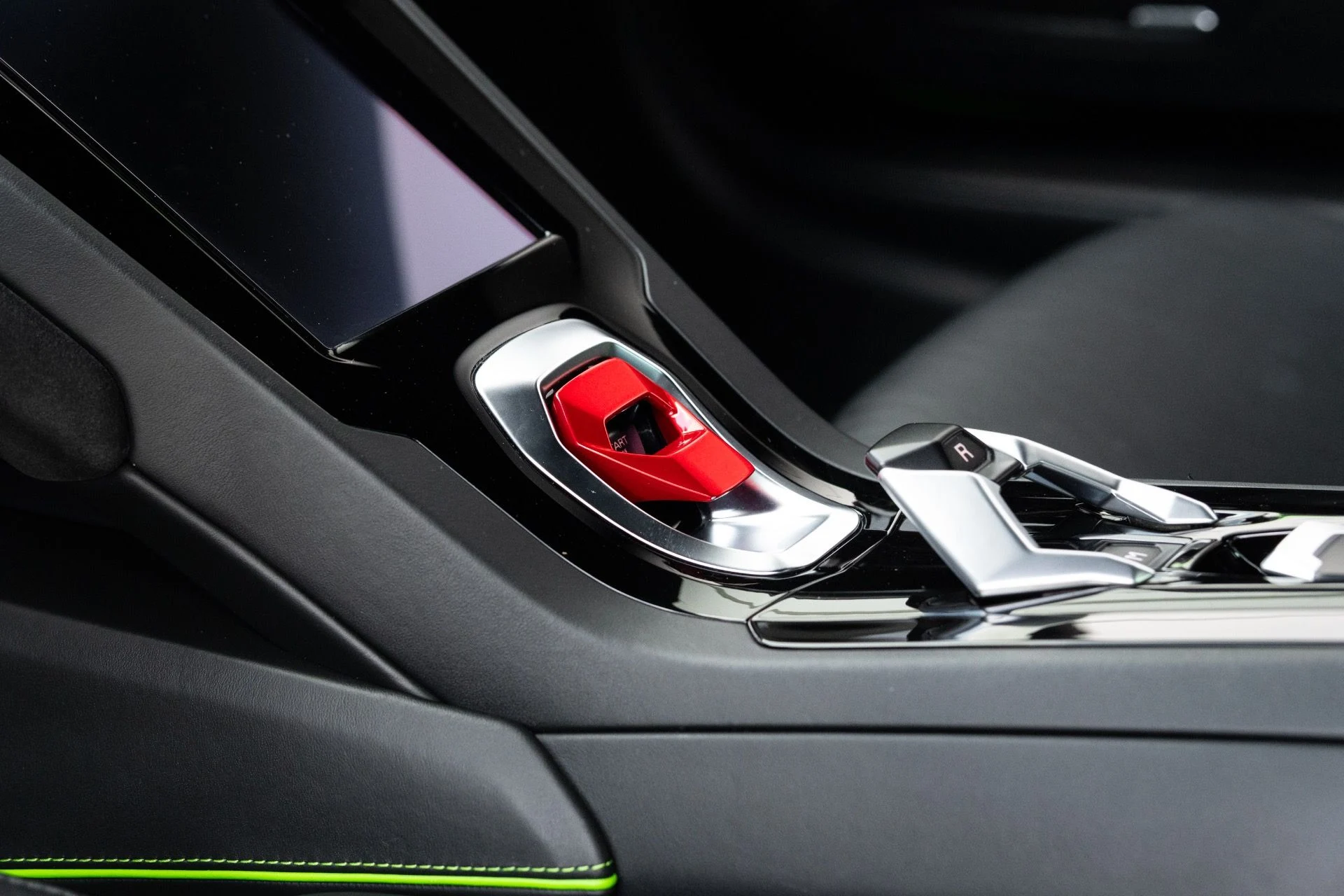 mph044_3947765851_Used_2020_Lamborghini_Huracan_EVO_1770872075_2d8def549a