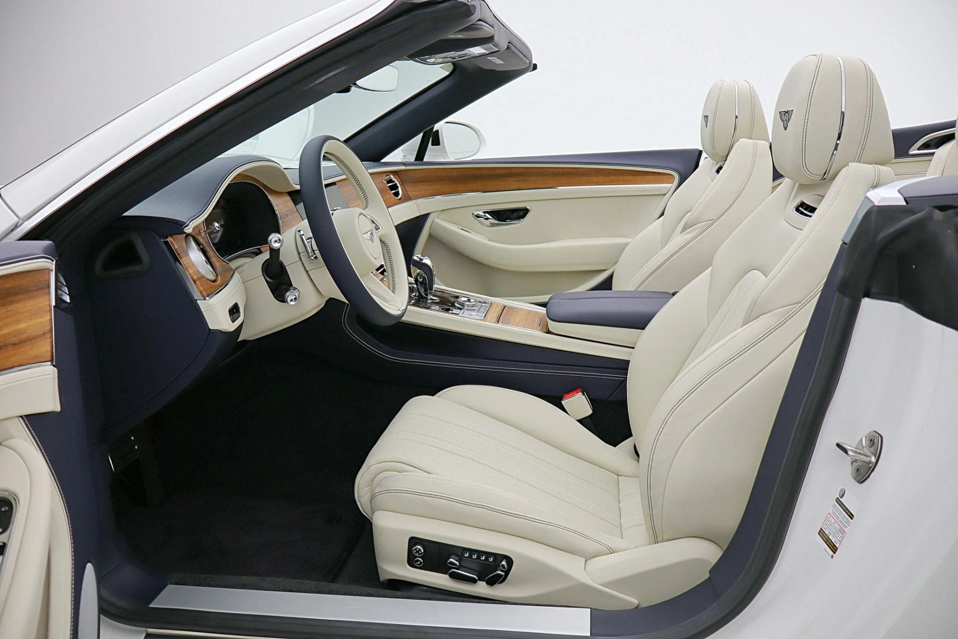 mph044_3978615973_New_2026_Bentley_Continental_GTC_494adce7ba