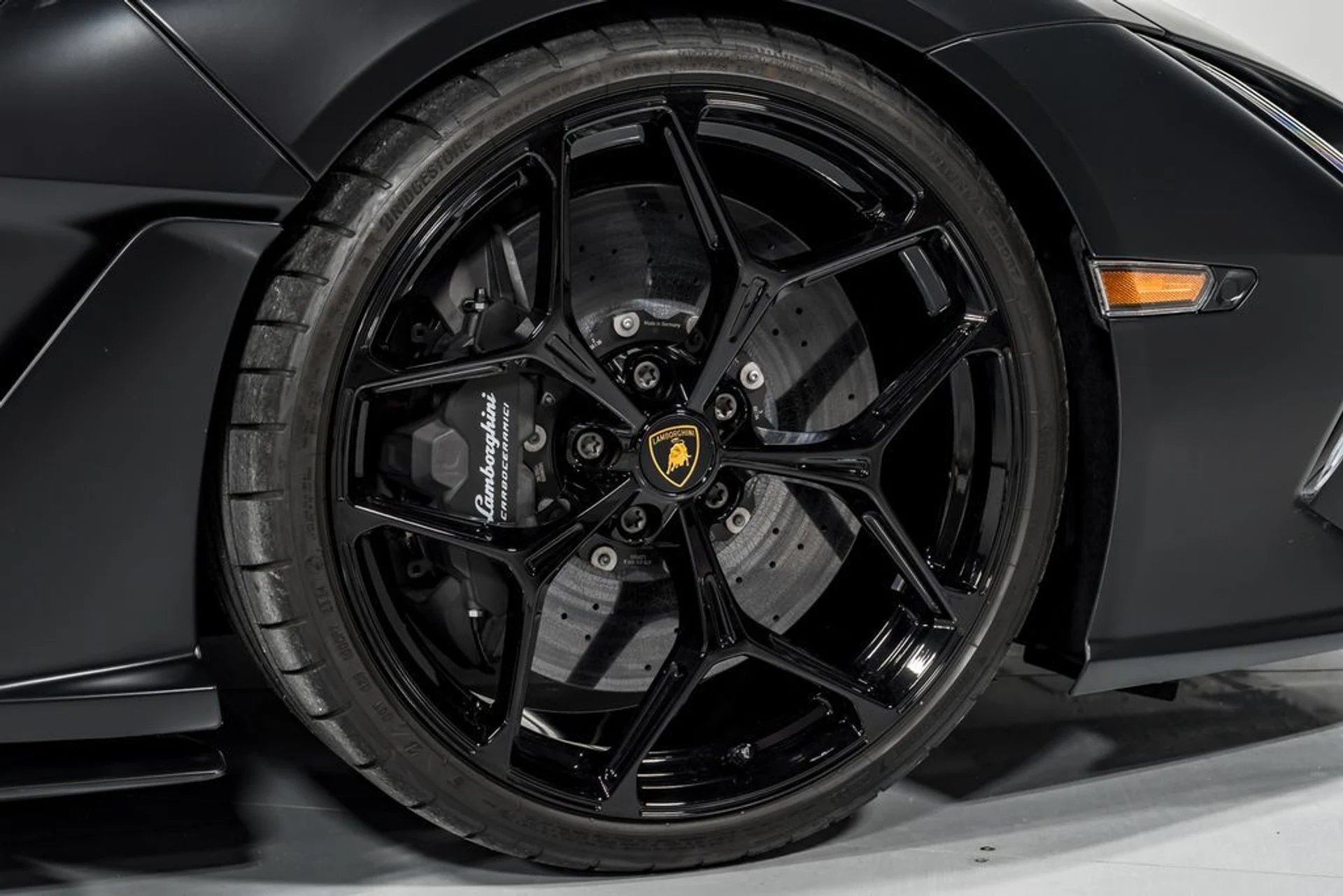 mph044_3988116616_e1e7b3a60483b90375c44a34b494beabx_0b4192babc