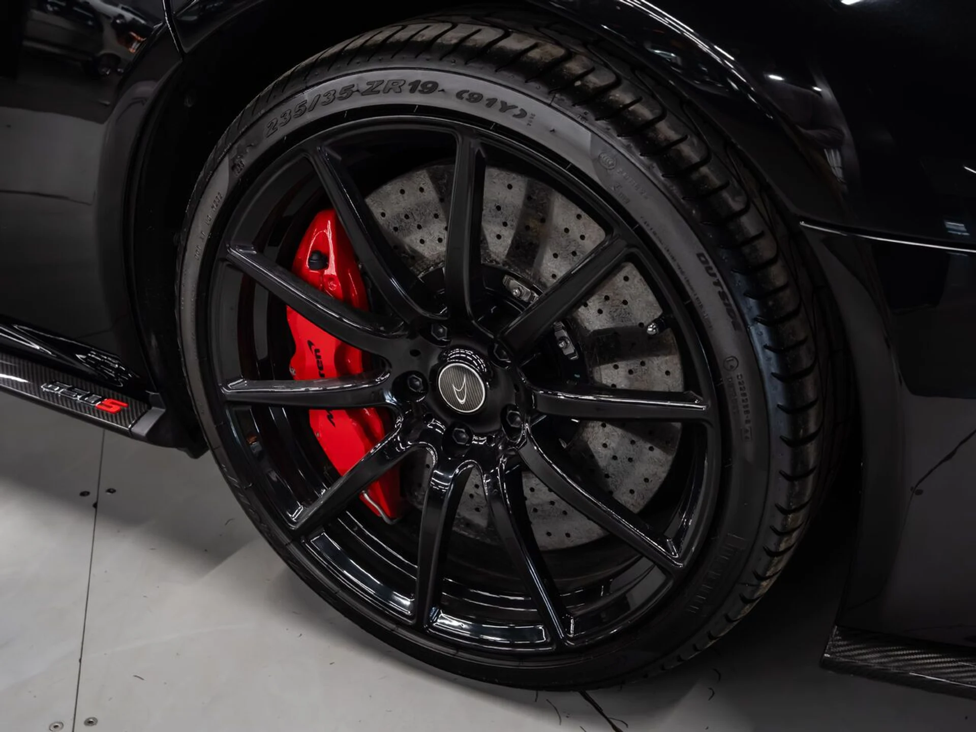 mph044_3994619945_mclaren_650s_2015_3302a3b157