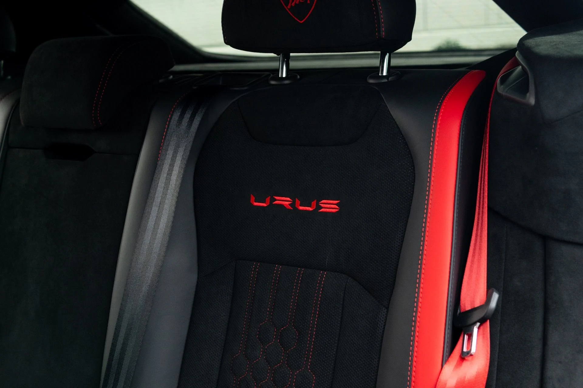 mph044_3995457816_Used_2024_Lamborghini_Urus_Performante_1766445778_291b34cb1f