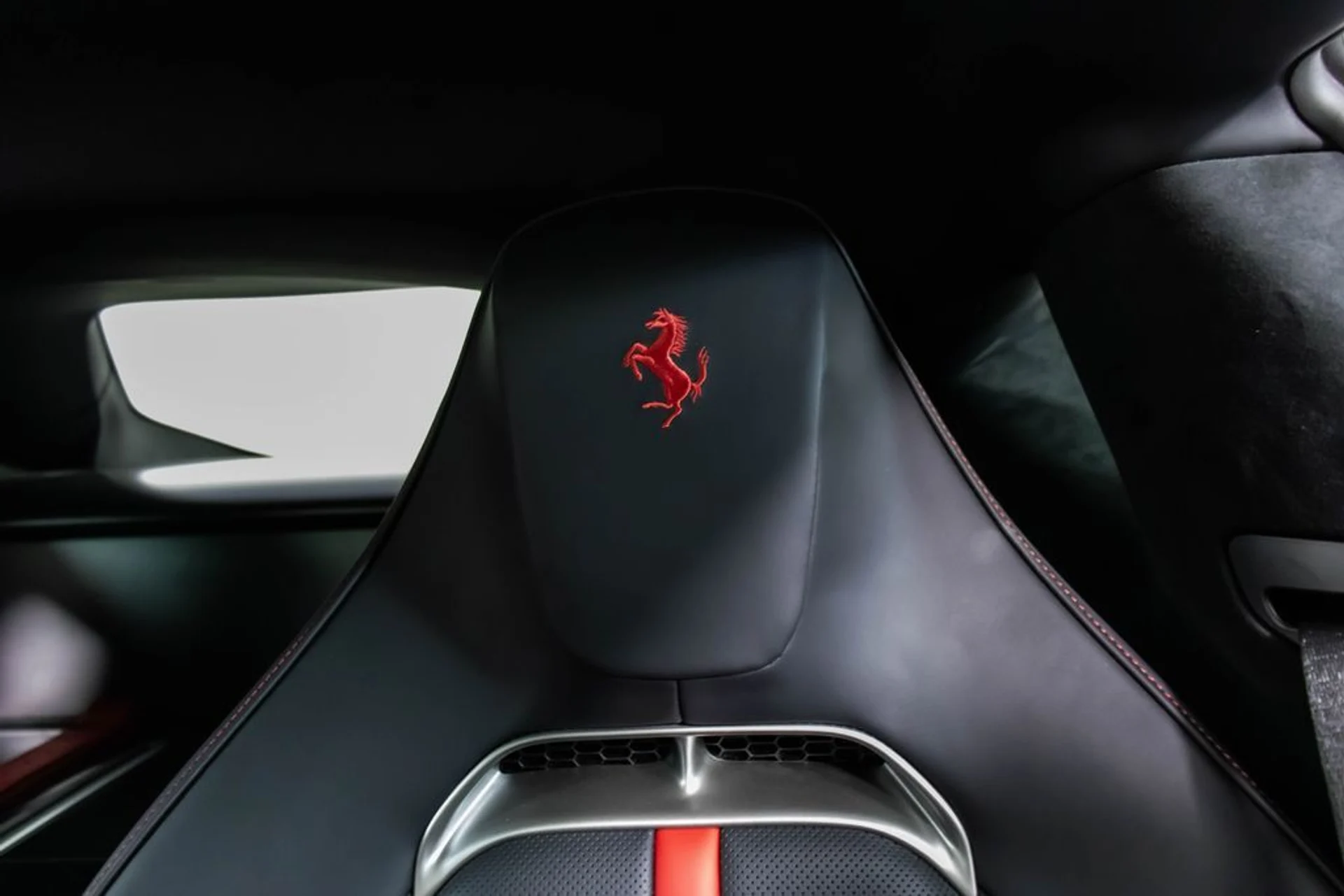 mph044_4040622346_b758aa8594ea4042f3b36eb0324d28d5x_64735f7f52