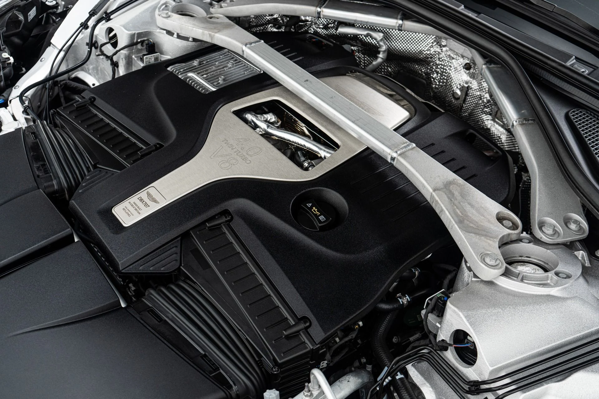 mph044_4044057702_Used_2025_Aston_Martin_DBX_707_23_Inch_Wheels_Factory_Matte_Paint_697_Horsepower_1774034848_1e7e6d9f66