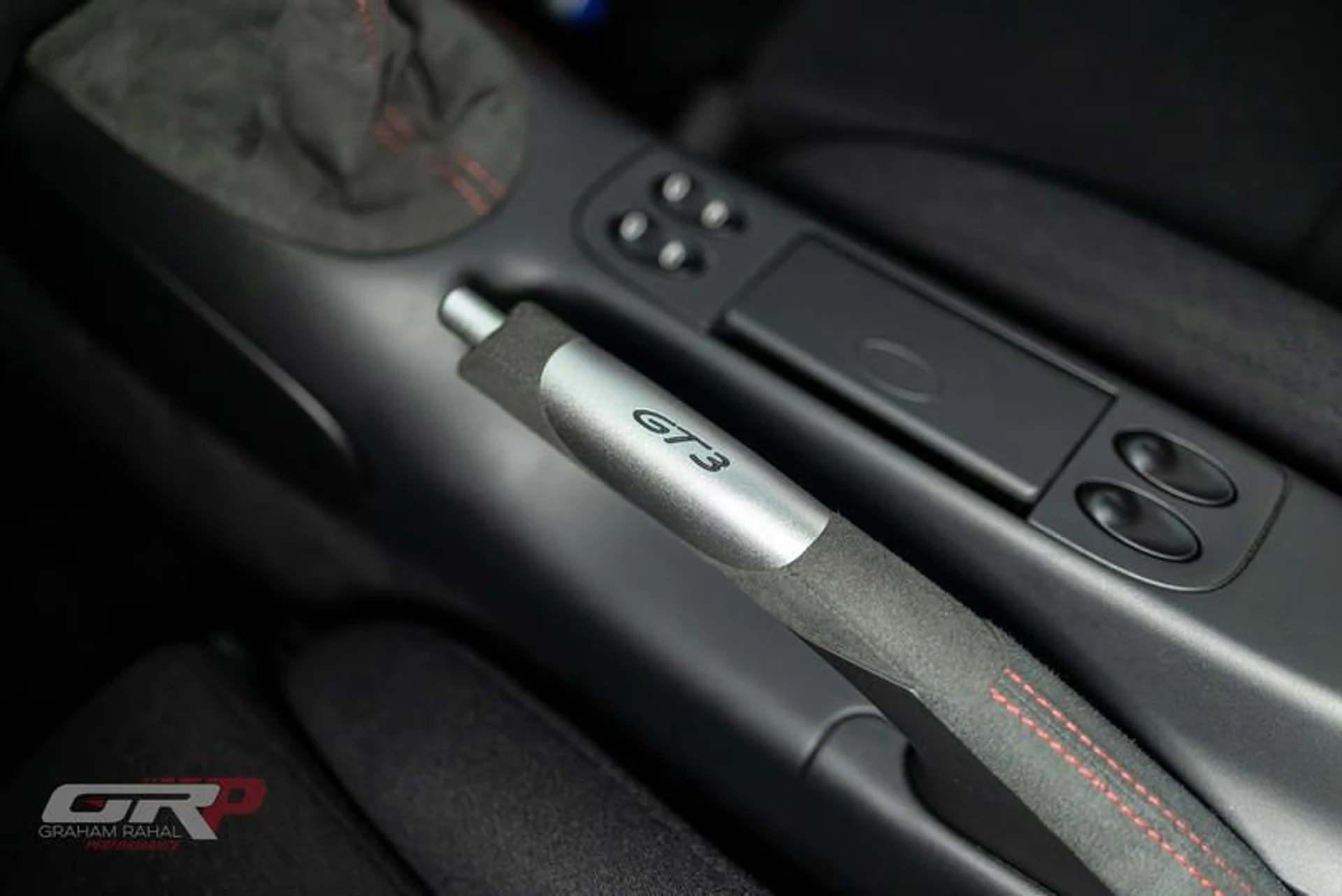 mph044_4069671807_D2_A75284_BD_49_45_D2_8067_D661_D38029_D4_a8c4498f1d