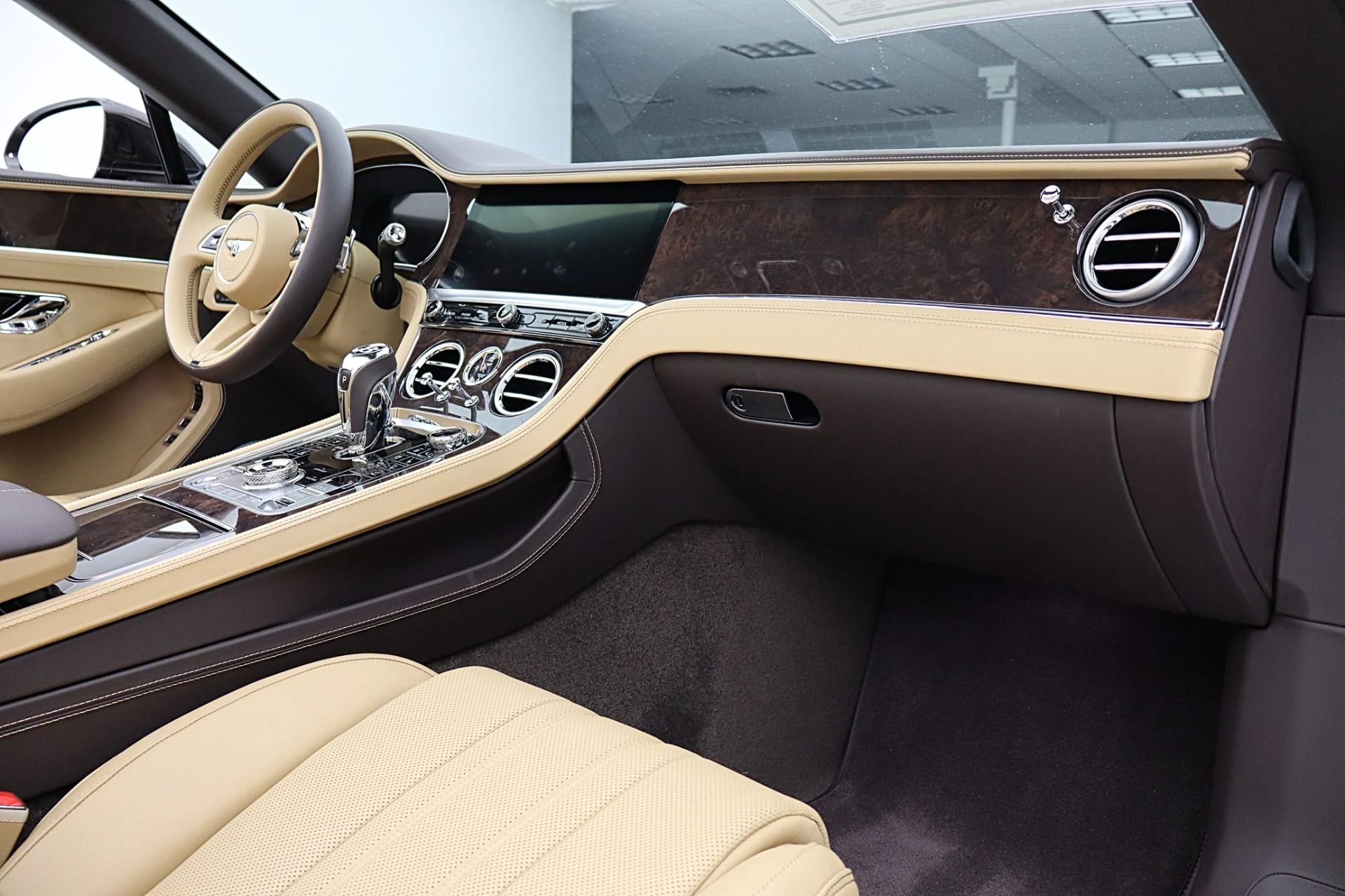 mph044_4070430848_New_2026_Bentley_Continental_GTC_d3a4a24161