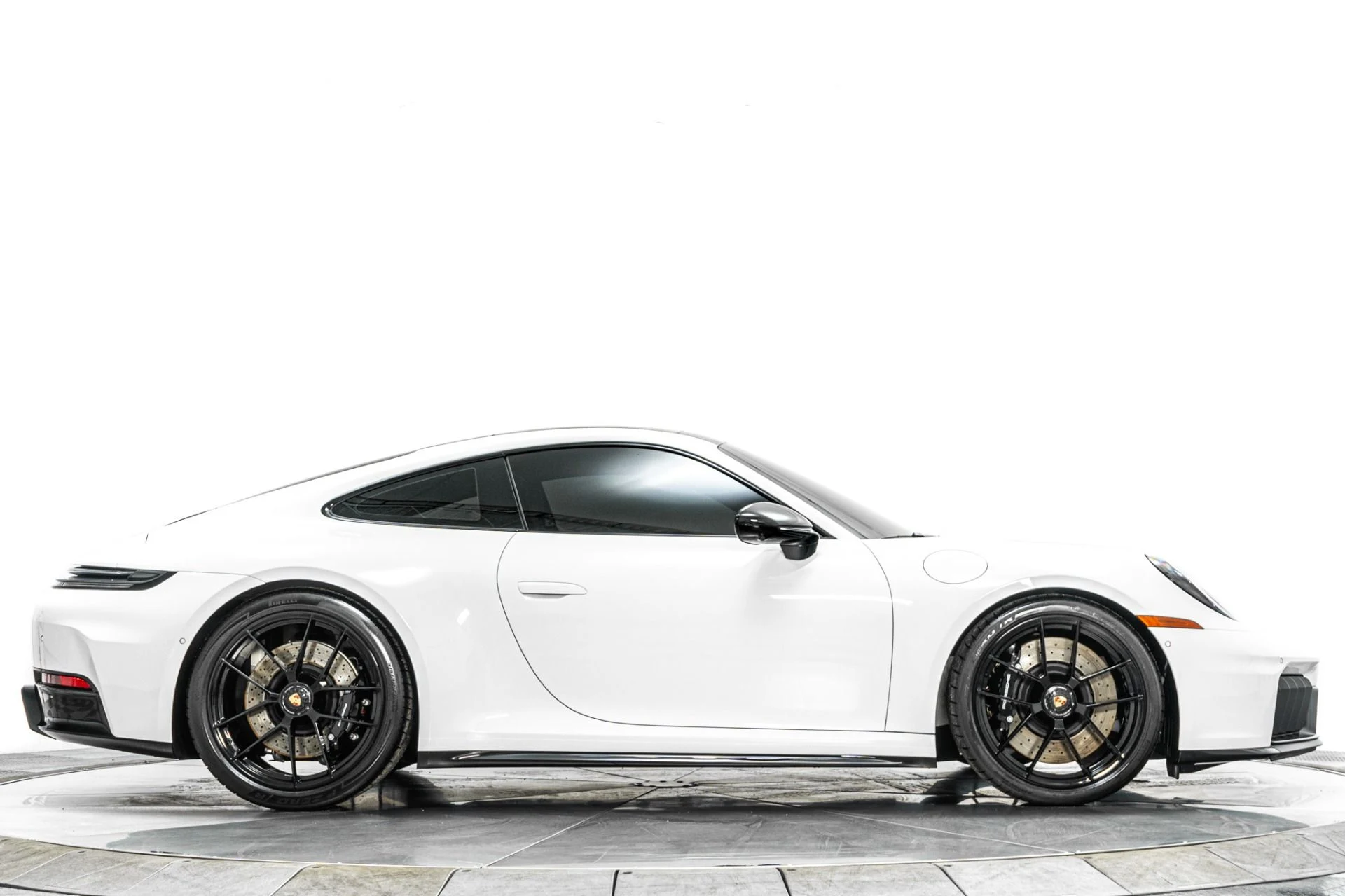 mph044_40752498_Used_2026_Porsche_911_Carrera_4_GTS_Premium_Package_Gloss_Black_Exterior_Package_1786388156_549f0a6470