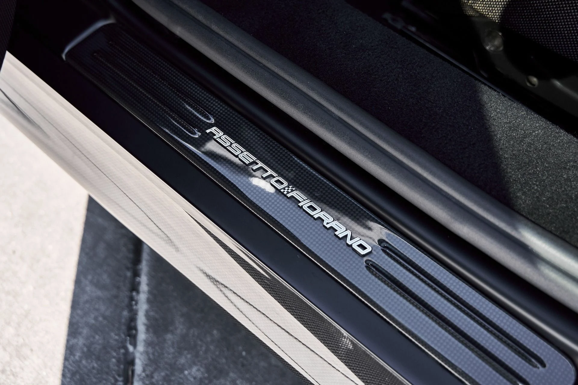 mph044_4076275707_Used_2023_Ferrari_SF_90_Stradale_Base_1772922946_c104442c1e