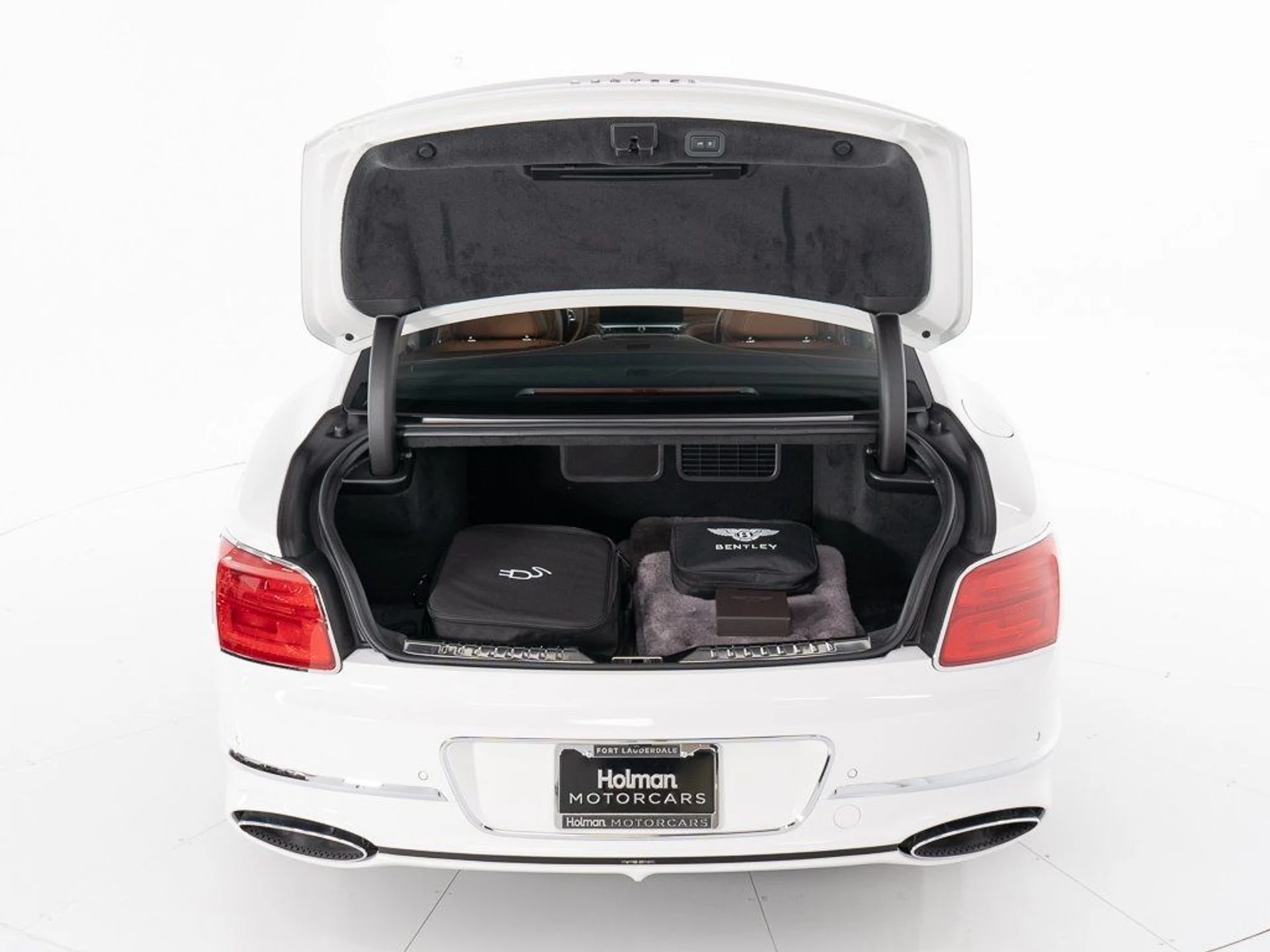 mph044_4081097683_eaa270785e52a4b509e90c1d52ad347a_61d4397ad8