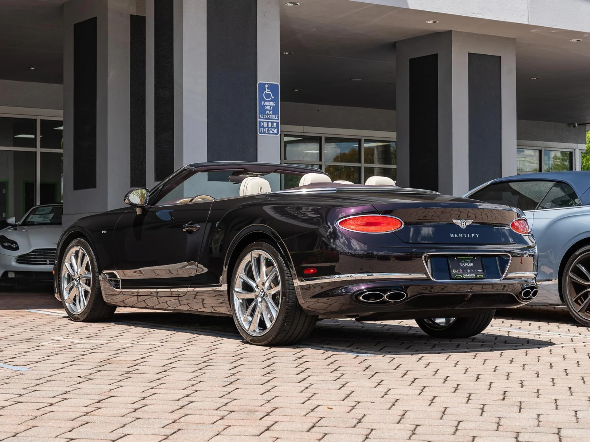 mph044_4100057145_Used_2022_Bentley_Continental_GT_Mulliner_1774645989_4625cba14b