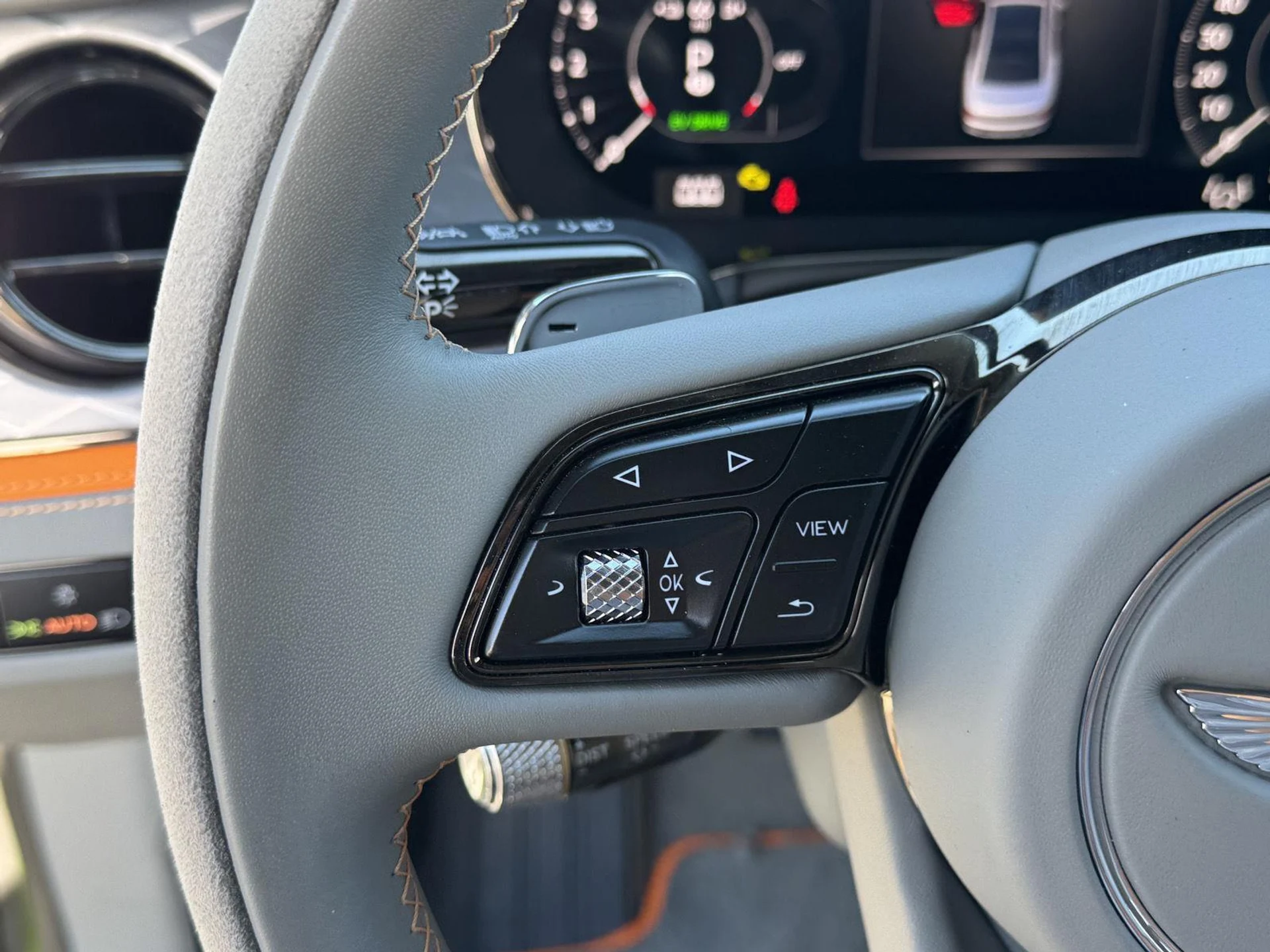 mph044_4111881186_90ffc11d110e8e07894b50e39756d308_bd59f08612