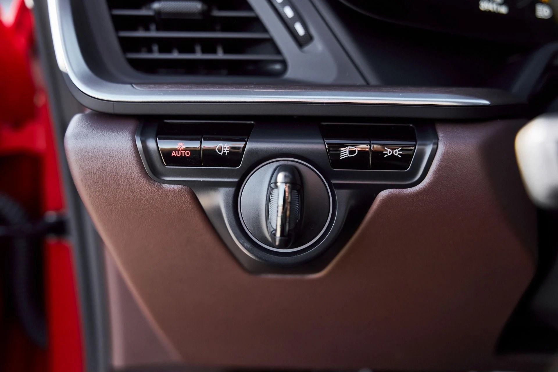 mph044_4128410874_Used_2021_Porsche_911_Turbo_S_1768616666_32620f65e1