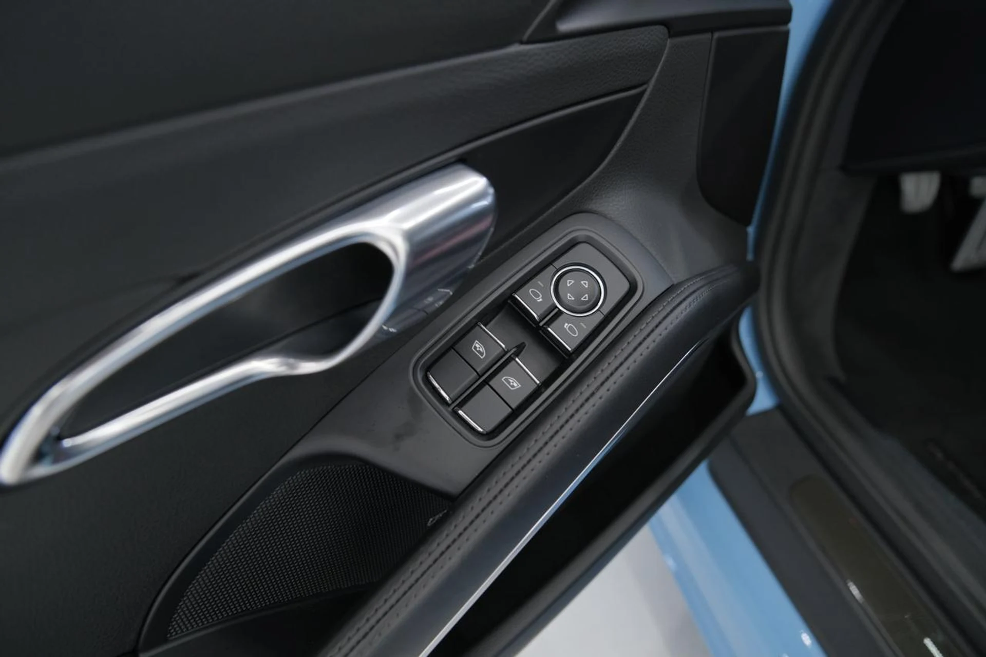 mph044_4130573239_50395c1eb48e8babfce6e0c5db780a7b_5db41ac6aa