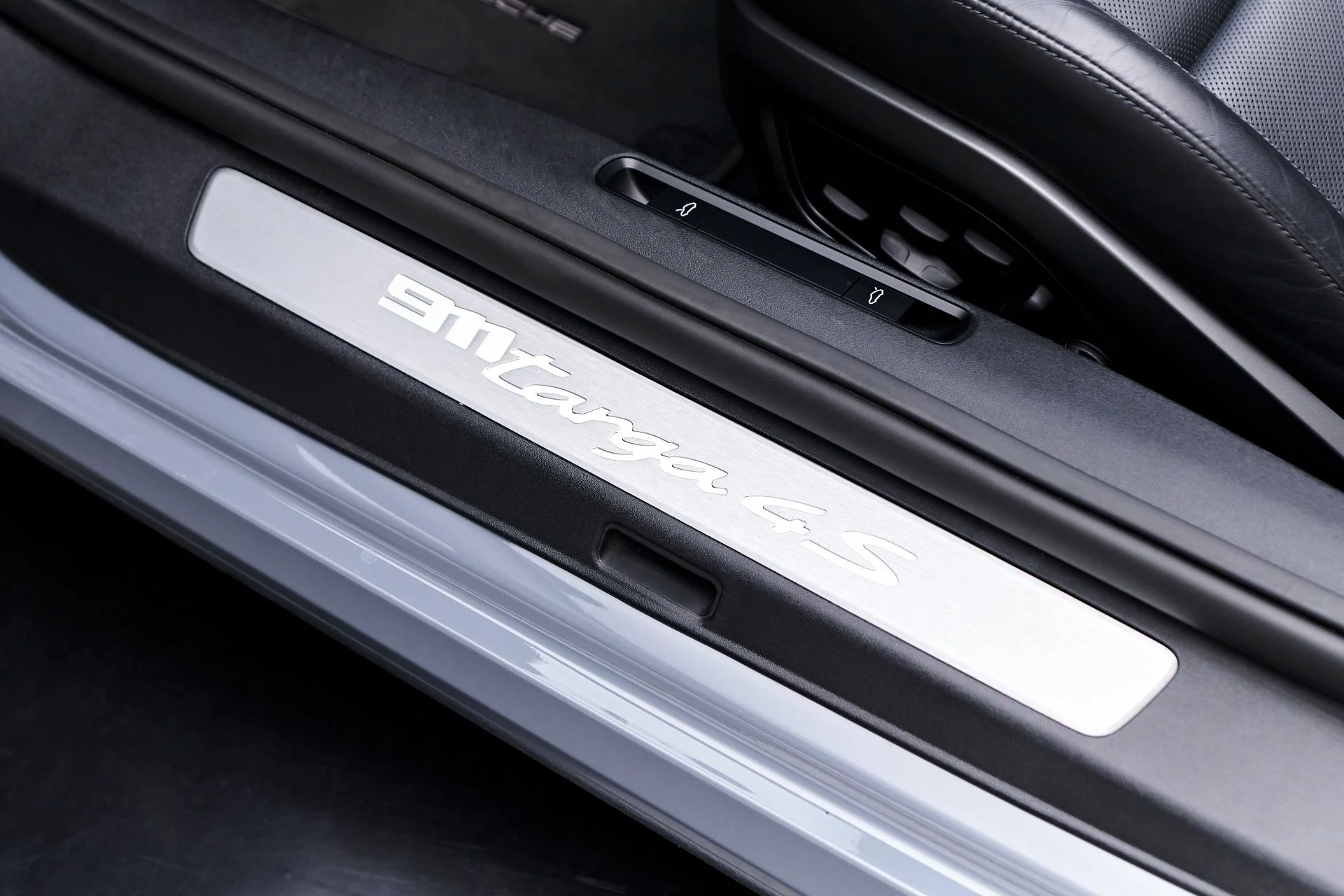 mph044_4133543526_Used_2023_Porsche_911_Targa_4_S_1757702867_748b25d09f