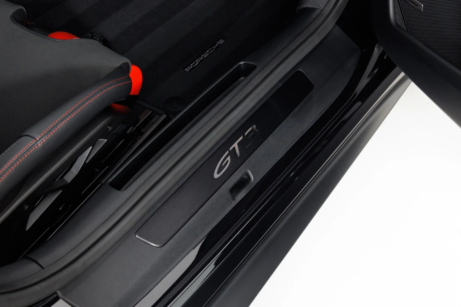 mph044_4138656956_Used_2025_Porsche_911_GT_3_1777072064_bfe2a983a1