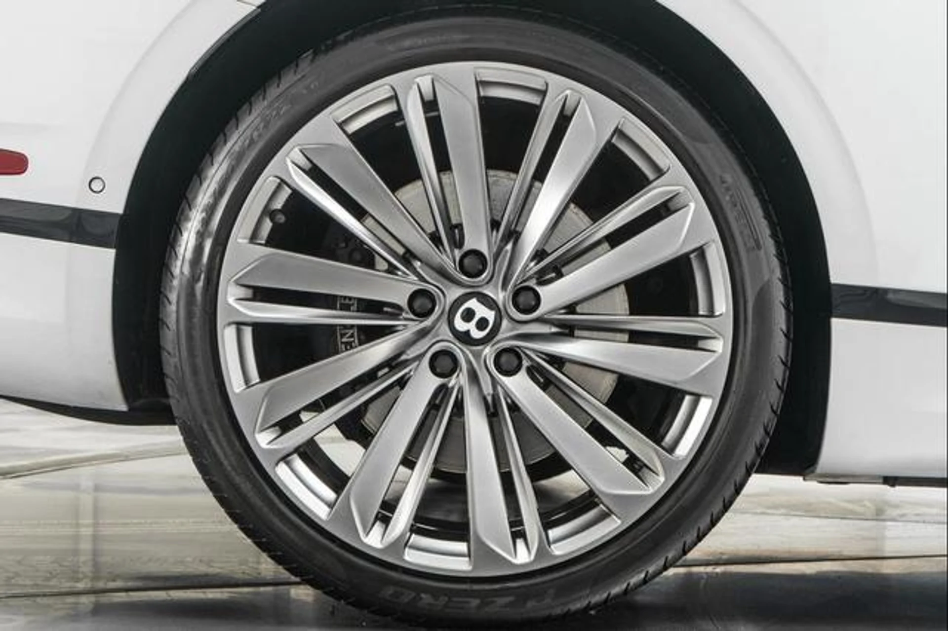 mph044_4143073495_lox_L8b_Vu_Ft1_Vi1_M_Hw9k_YY_5yiq_U_33b5978ecd