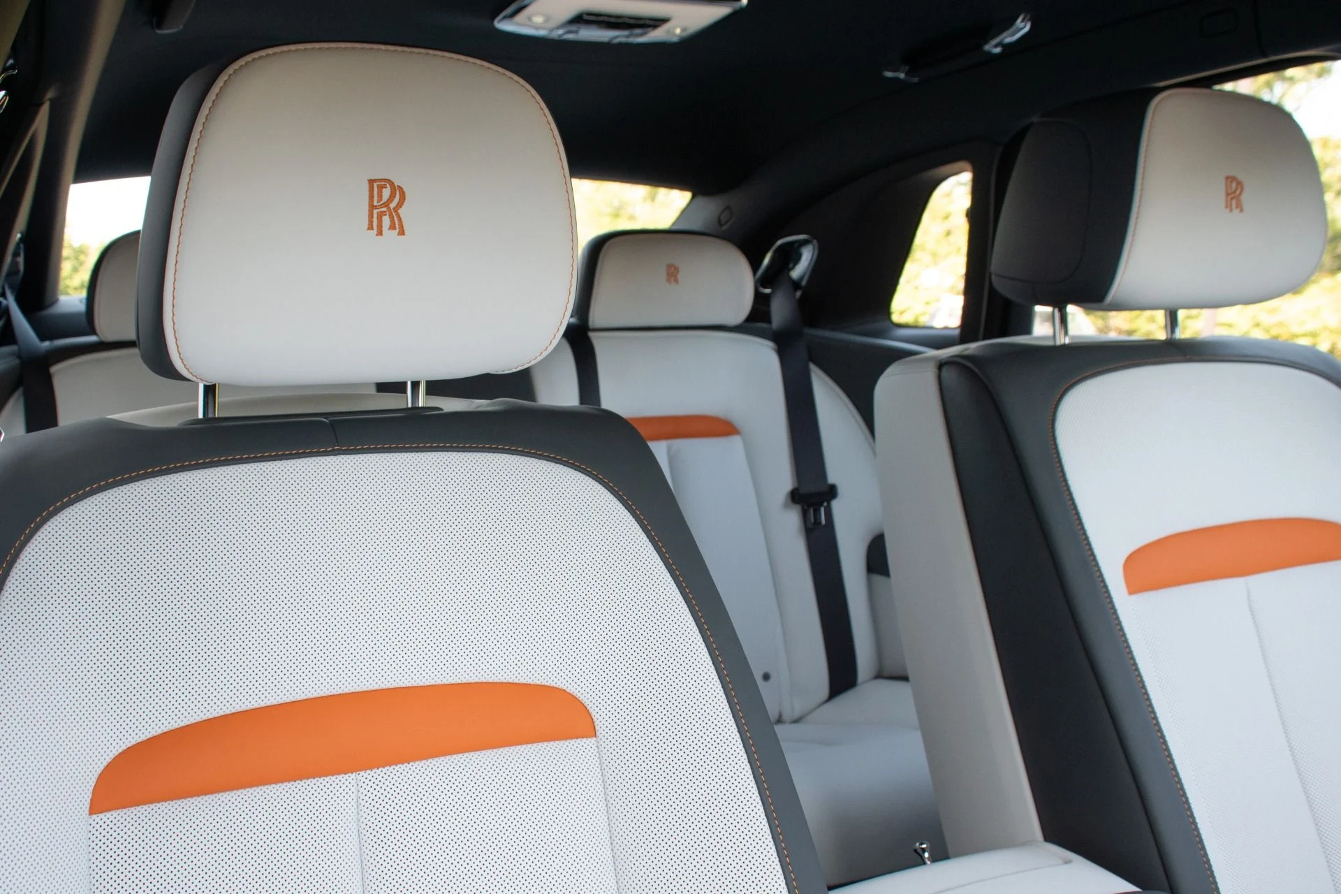 mph044_4154048612_Used_2024_Rolls_Royce_Ghost_1733915394_cc8e4c6b37