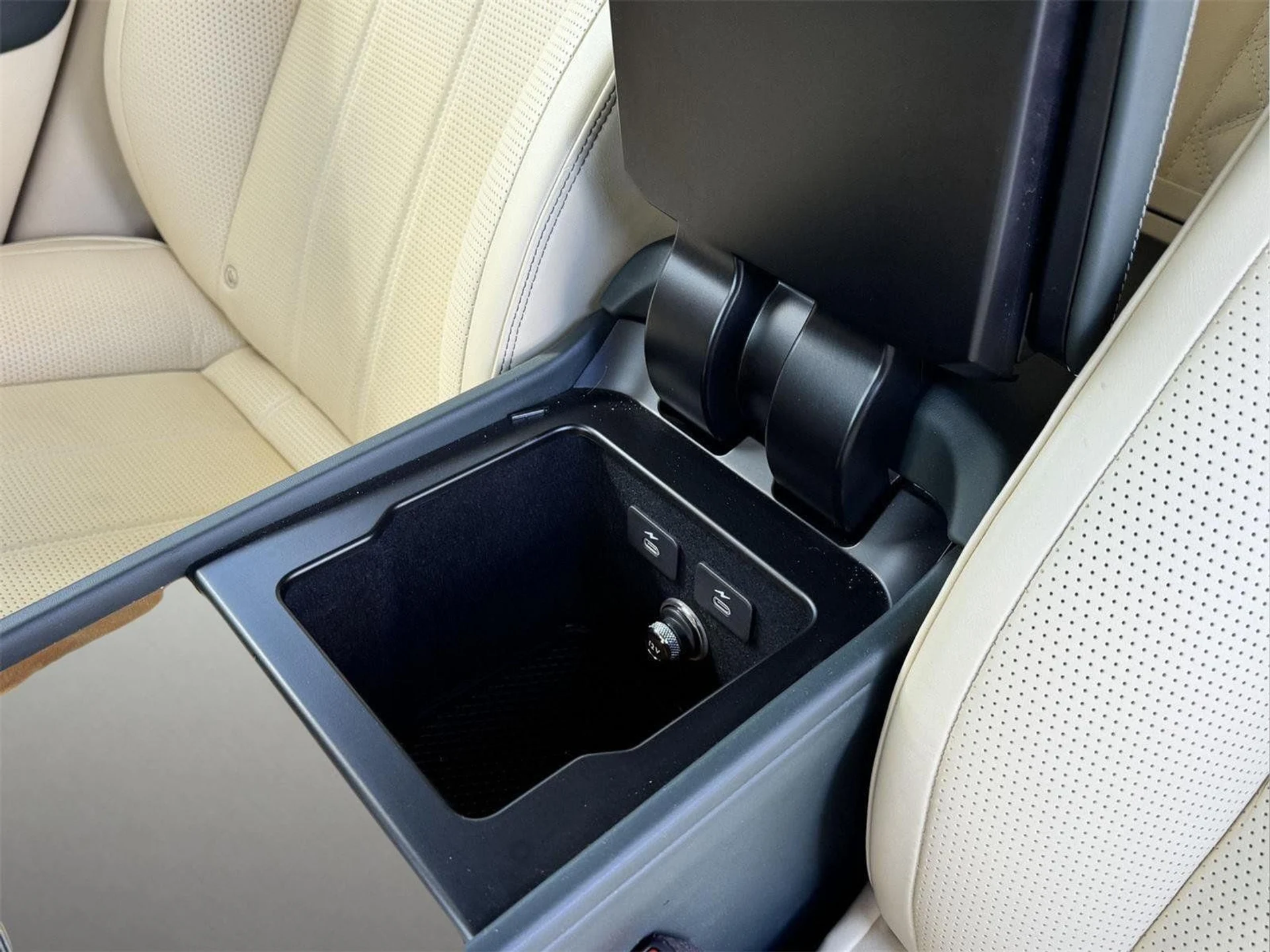 mph044_4154884386_d8f0e7c16994cdaacd5509d83ed0642f_9583dd4230