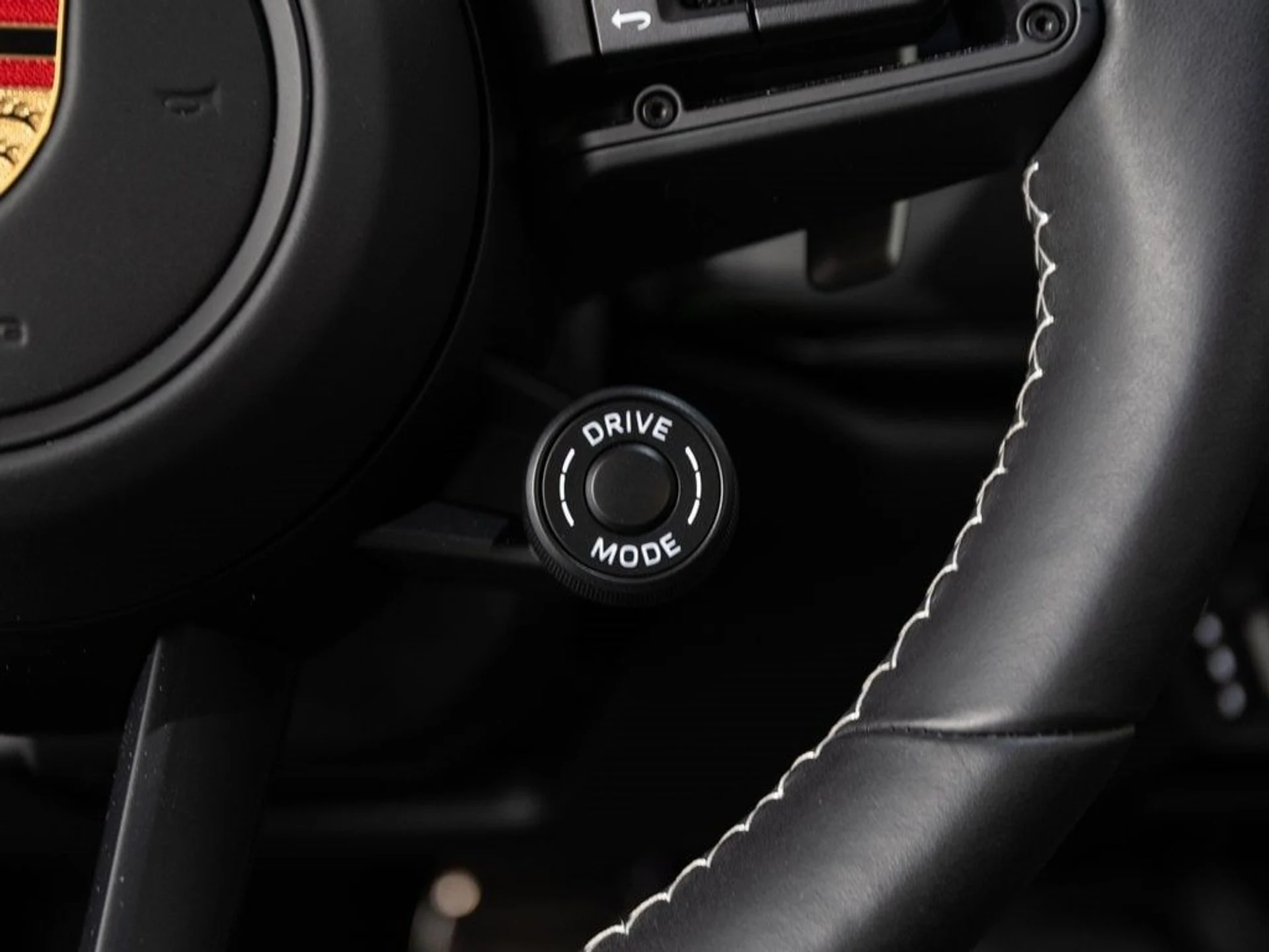 mph044_4164269381_7485f012215ebddd64a35c10c6774043x_1027d0e95c