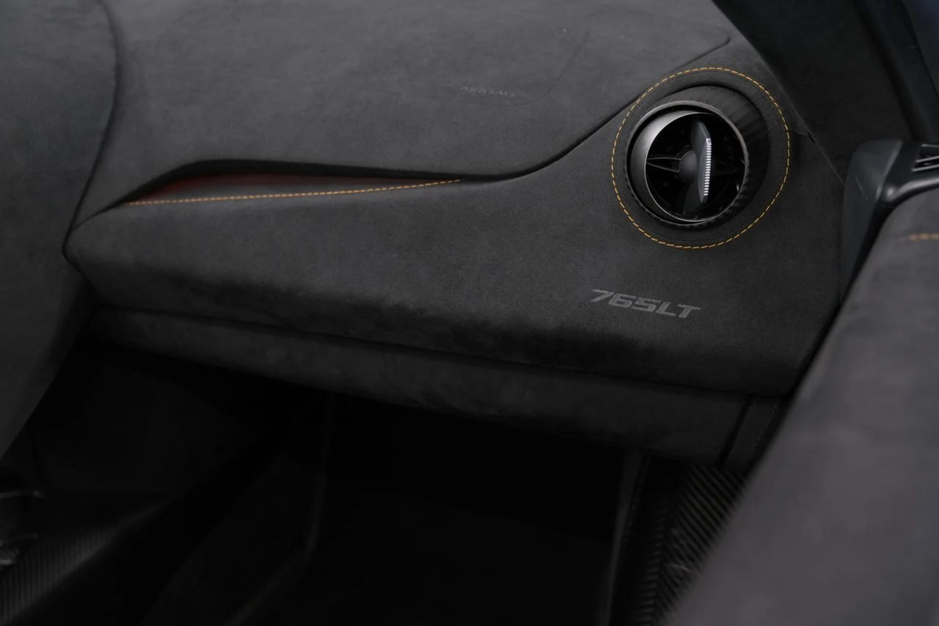 mph044_4168477764_976f407c48a7329e432b06847de66465_a16fac1aeb