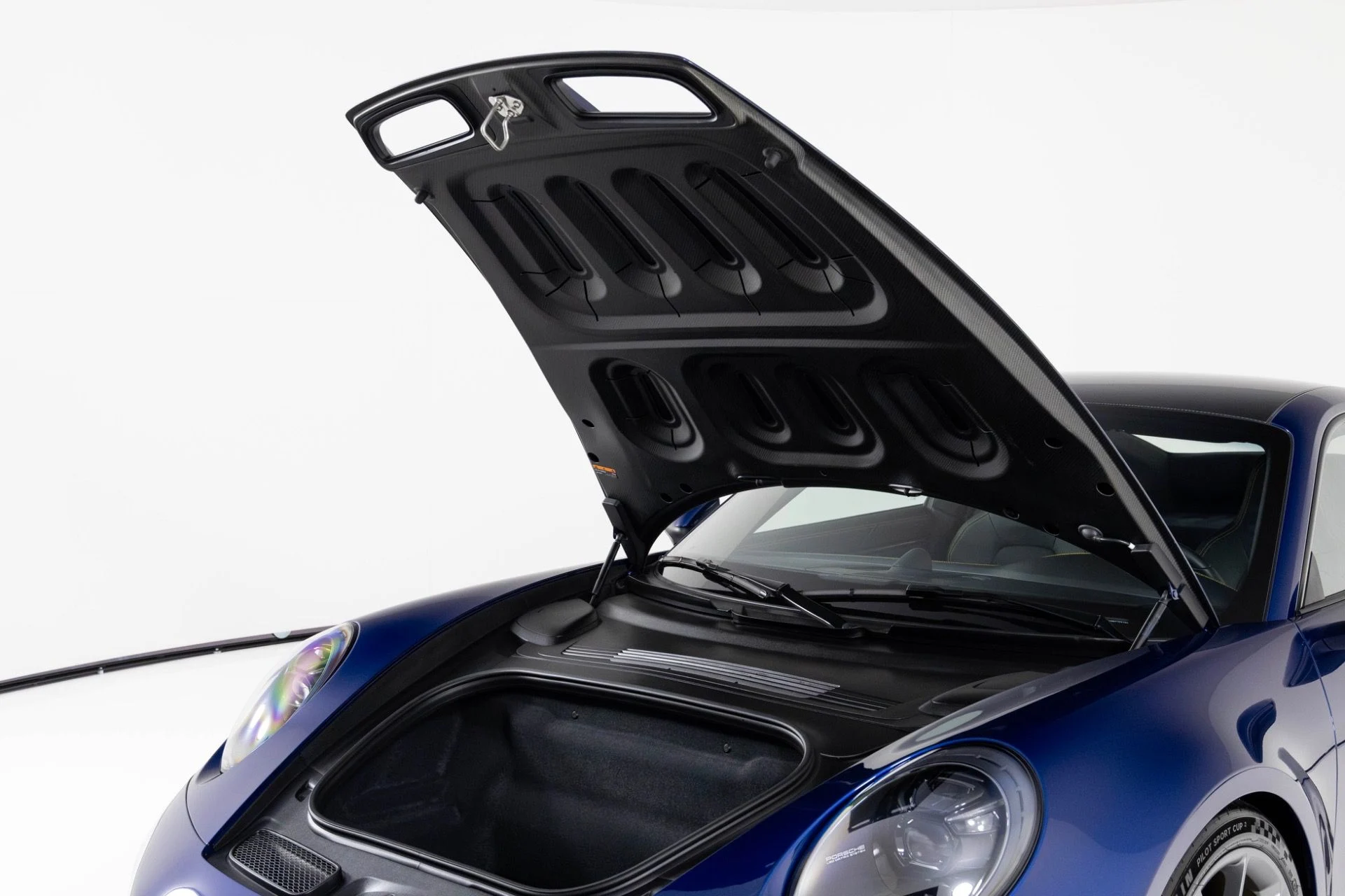 mph044_4207427991_Used_2022_Porsche_911_GT_3_Touring_1764706406_9ea71109cf