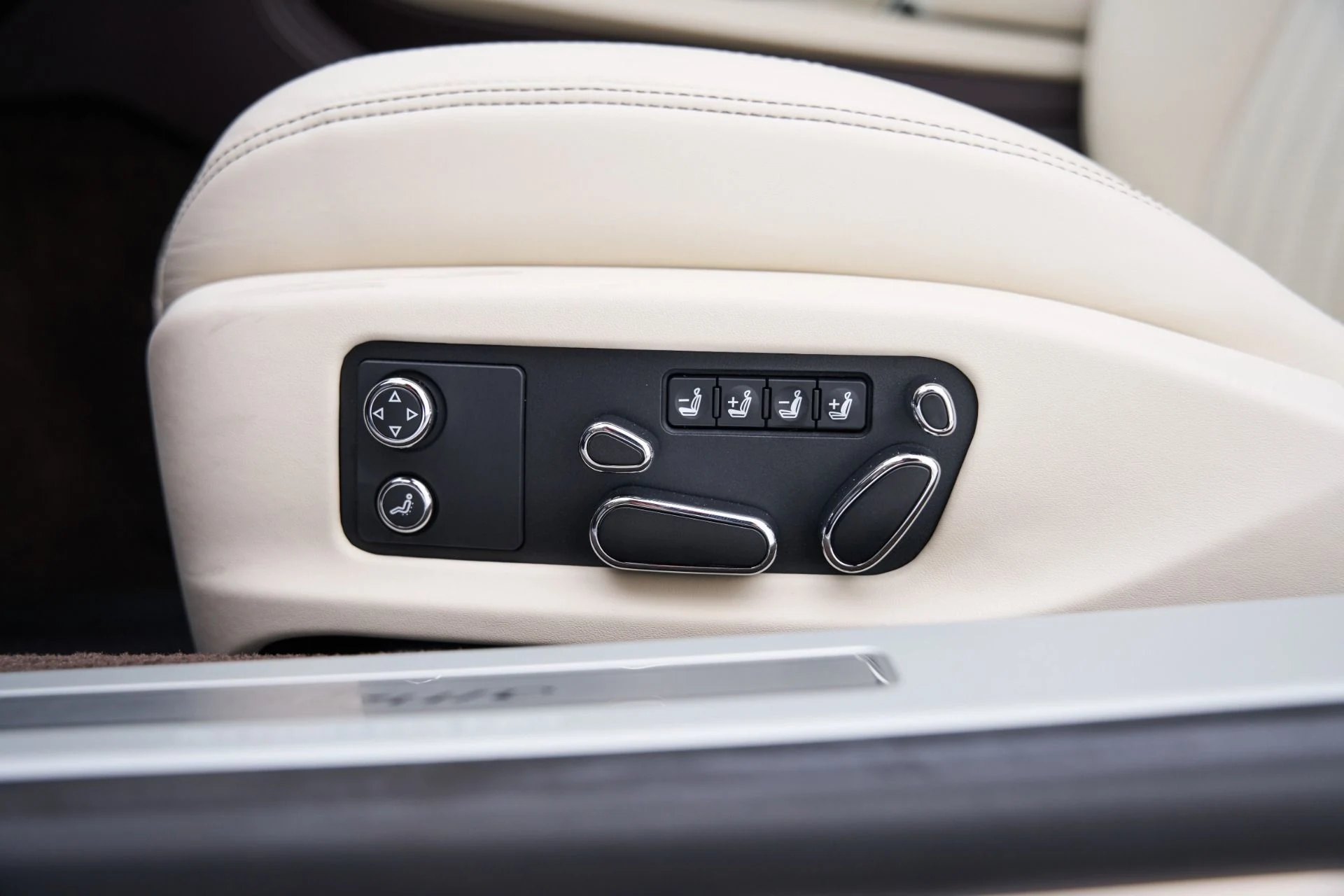 mph044_421379373_Used_2026_Bentley_Continental_GT_V8_1792608724_b72b87a41e