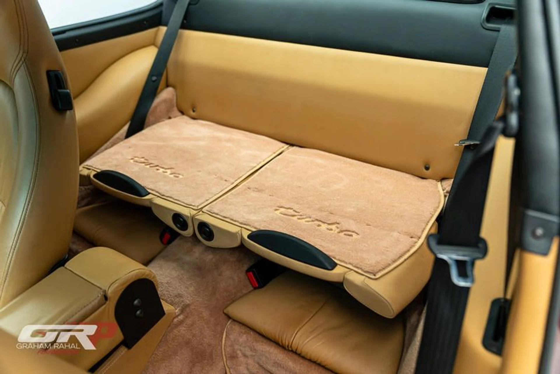 mph044_4241631177_ACC_9_CC_41_C903_406_C_84_C7_D7374627633_E_d71f8269bb