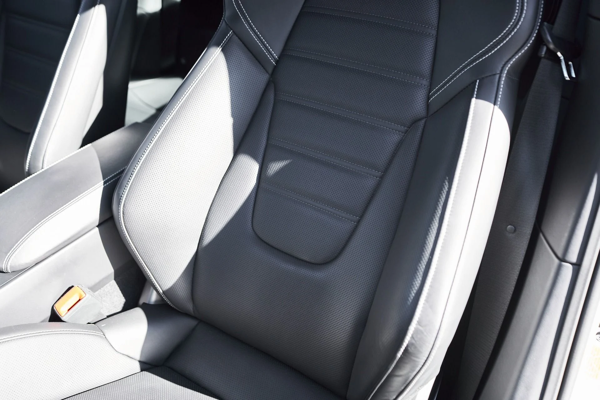 mph044_4253207274_Used_2021_Porsche_911_Turbo_S_1765593008_f2223eb003