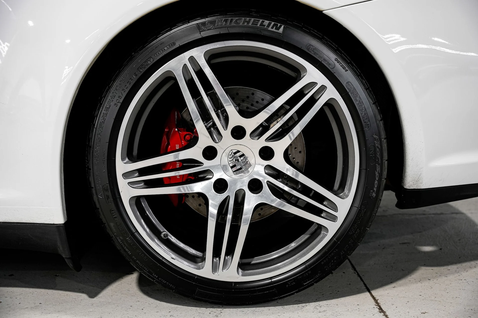 mph044_4257136087_4e551349bd2742bf8195a003f049a4dfx_6003da5e9f